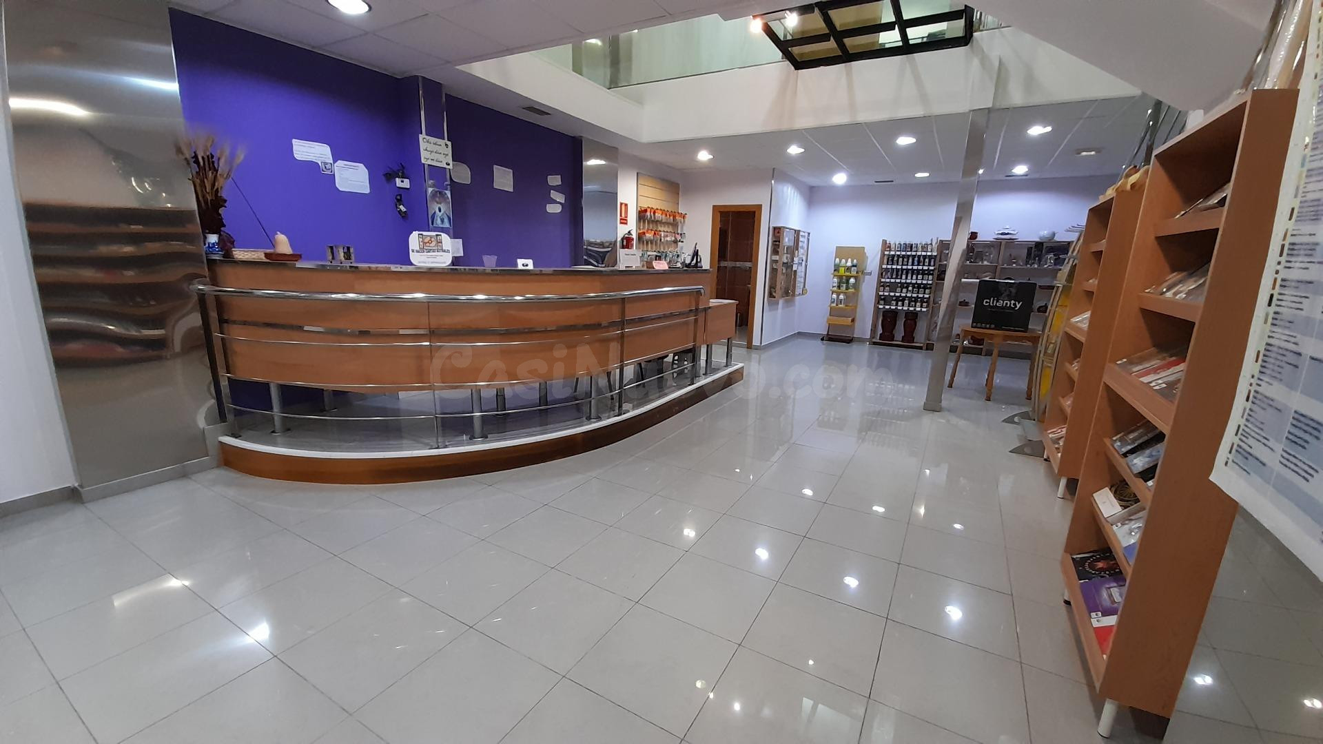 UNA LOCURA DE LOCAL COMERCIAL