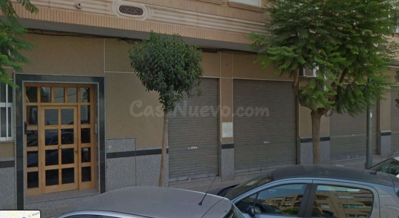 LOCAL COMERCIAL BIEN SITUADO