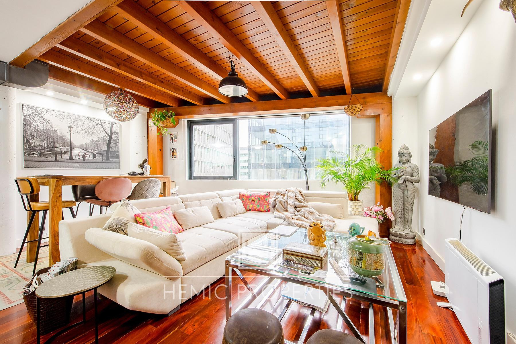 Magnífico loft reformado a dos alturas