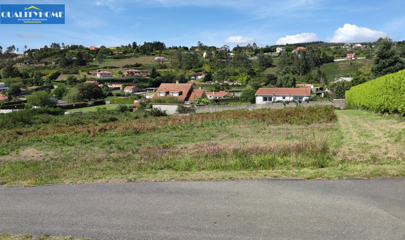 SE VENDE TERRENO URBANO EN LA URBANIZACIÓN O CASTELO - MONTE XALO(CERCEDA)