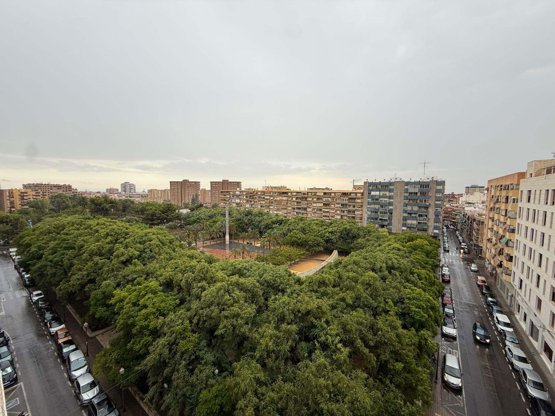 PISAZO DE 4 DORMITORIOS EN UNA DE LAS MEJORES ZONAS DE ALICANTE