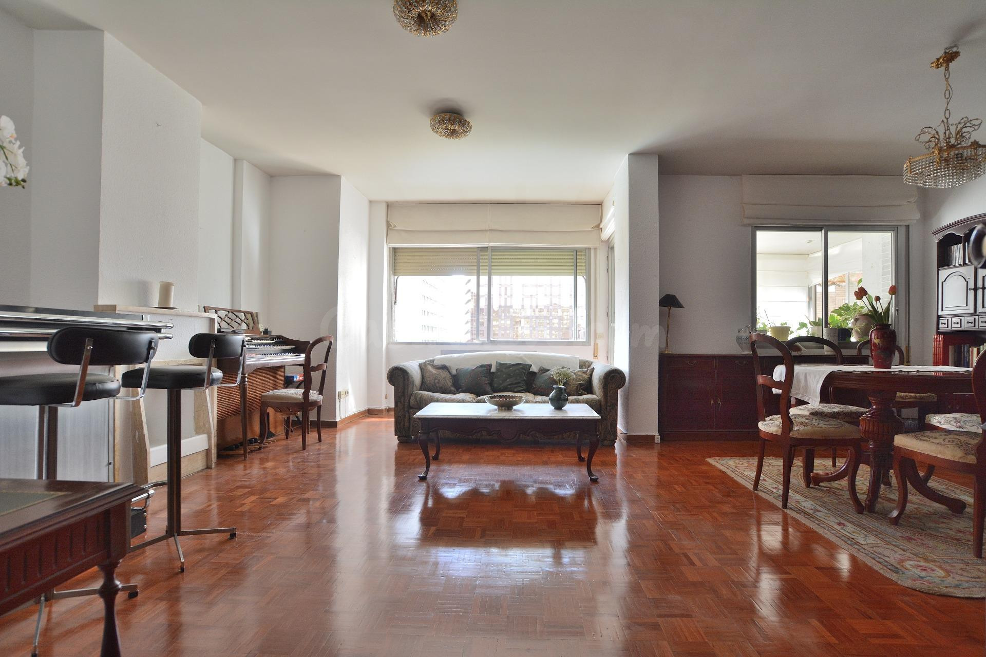 PISO EN VENTA EN ZONA DE CASTILLA EN PINAR DE CHAMARTIN