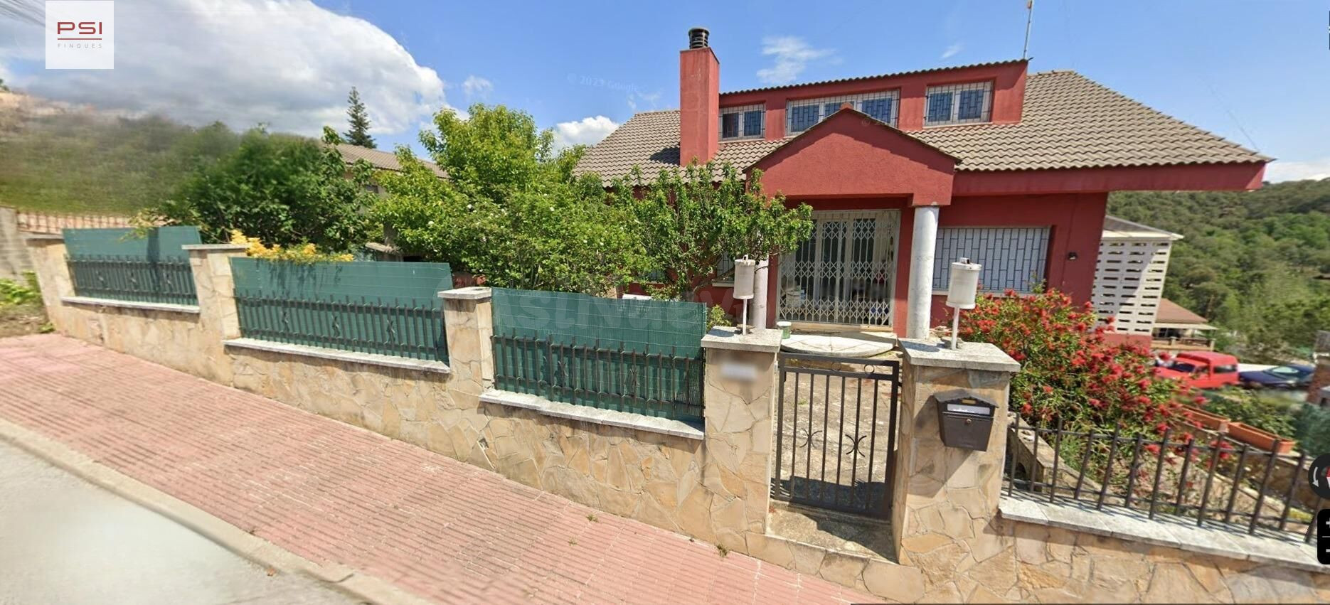 CHALET CON ENCANTO A PIE DEL MONTSENY