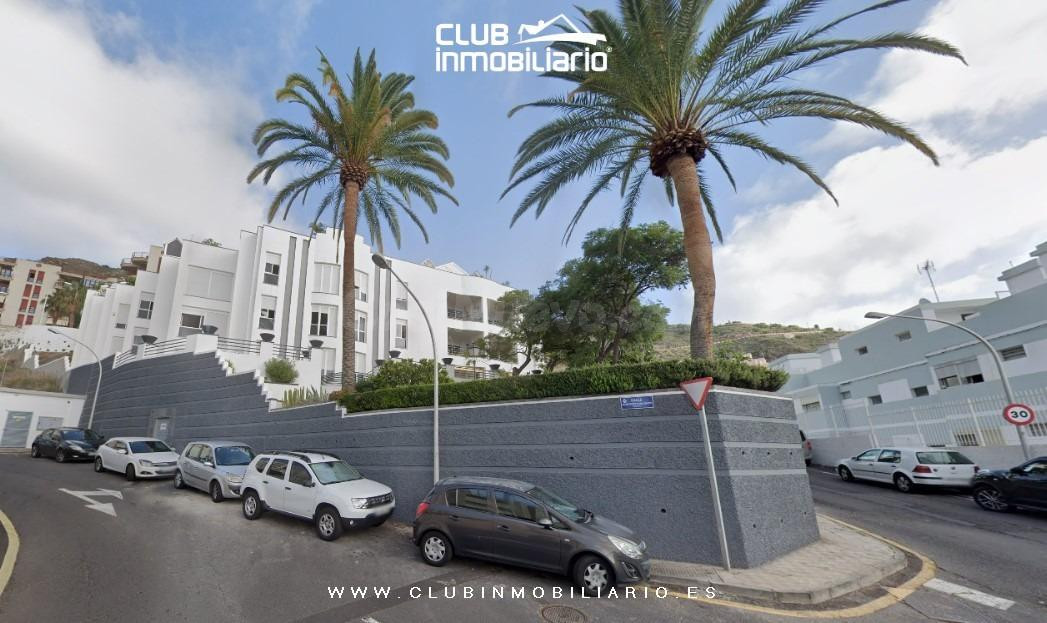 Piso 16 habitaciones 726m² en venta - Santa Cruz de Tenerife