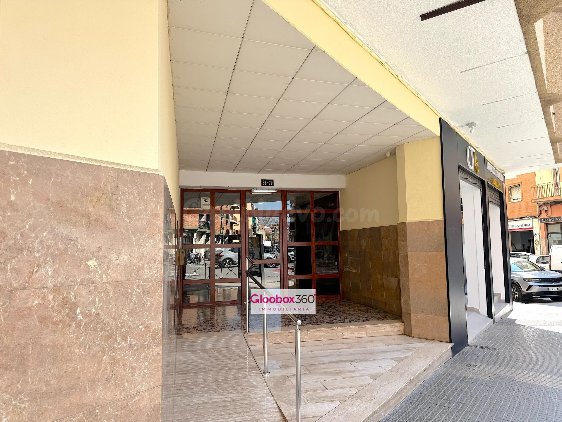“Amplio piso de 5 habitaciones con terraza en Av. Pere el Ce - foto 3