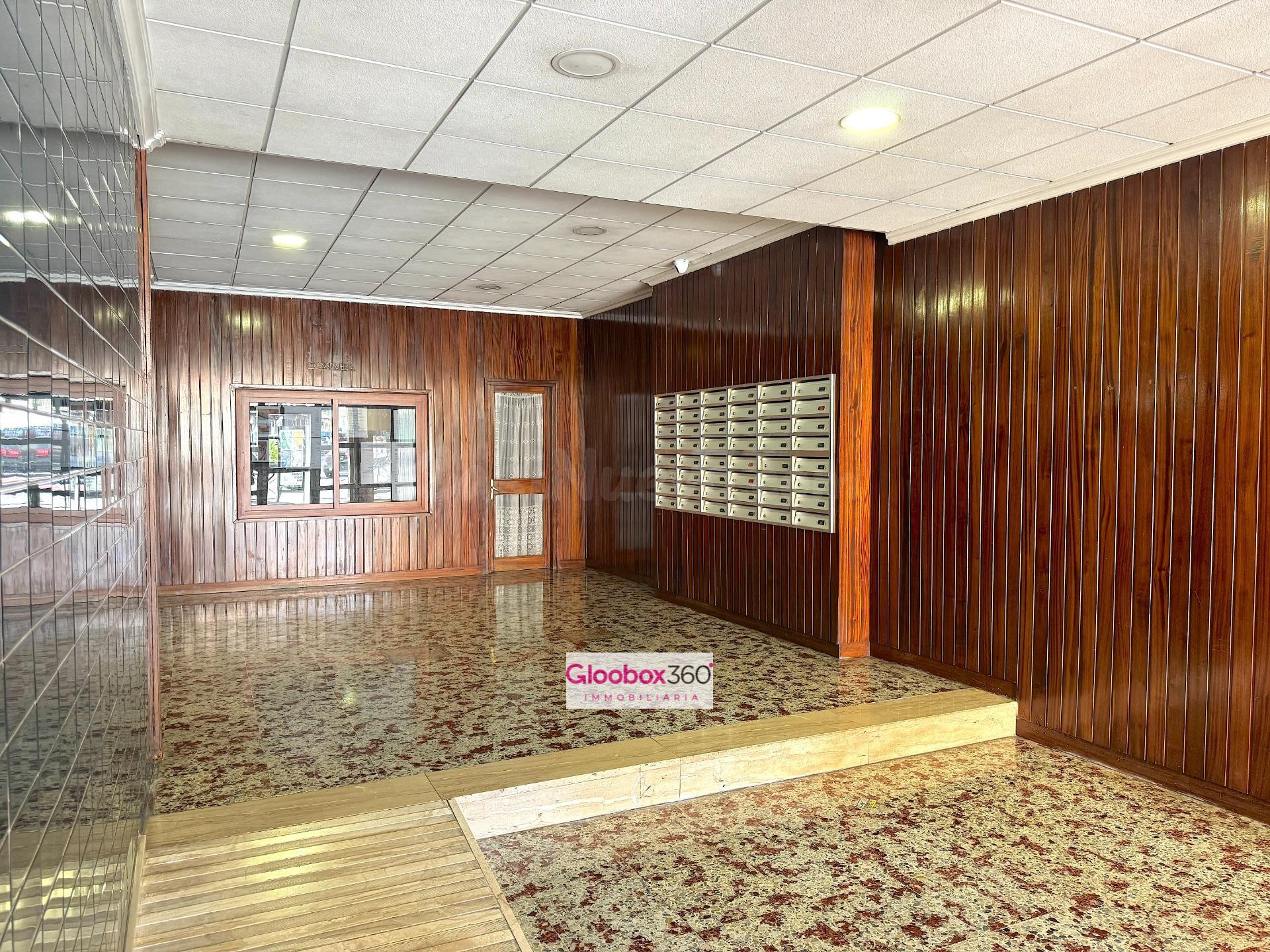 “Amplio piso de 5 habitaciones con terraza en Av. Pere el Ce - foto 4