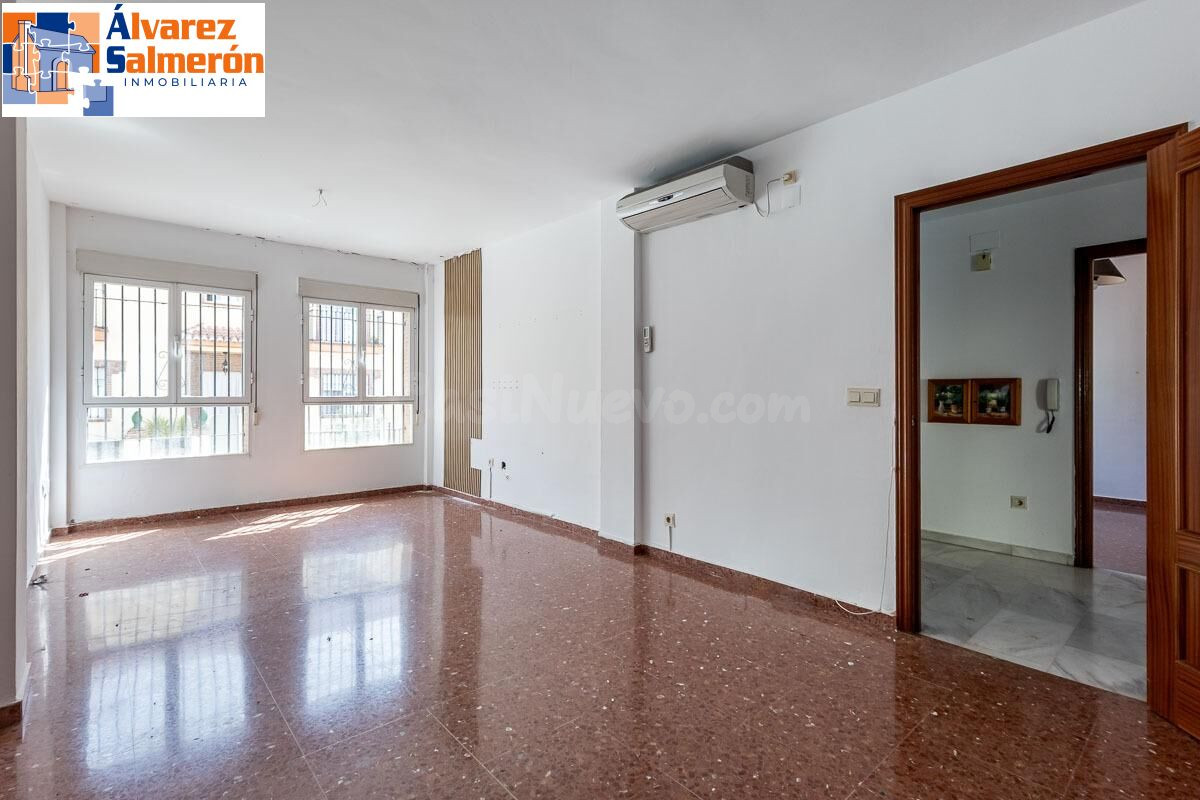 ADOSADO EN HUETOR VEGA - foto 2