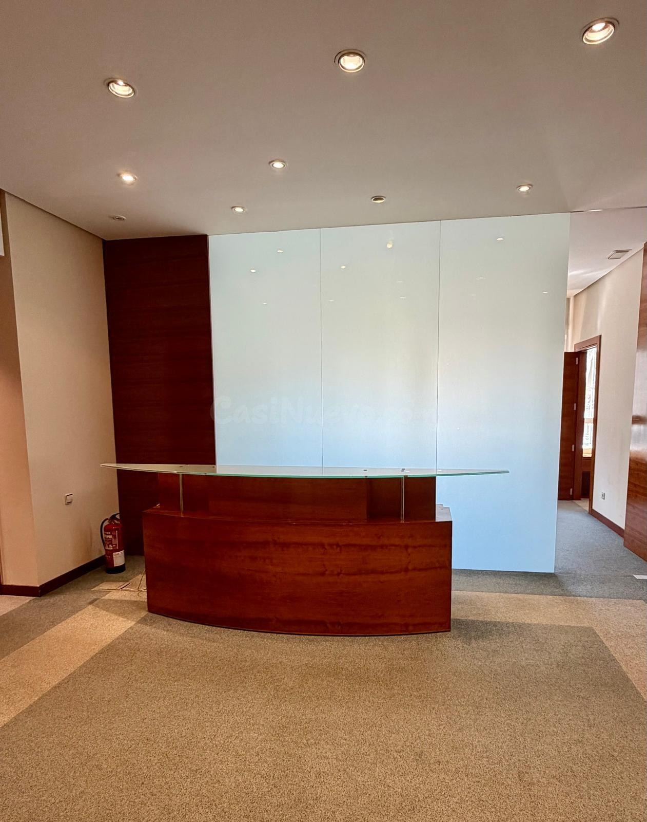 Oficina 6 habitaciones 250m² en alquiler - Cuzco