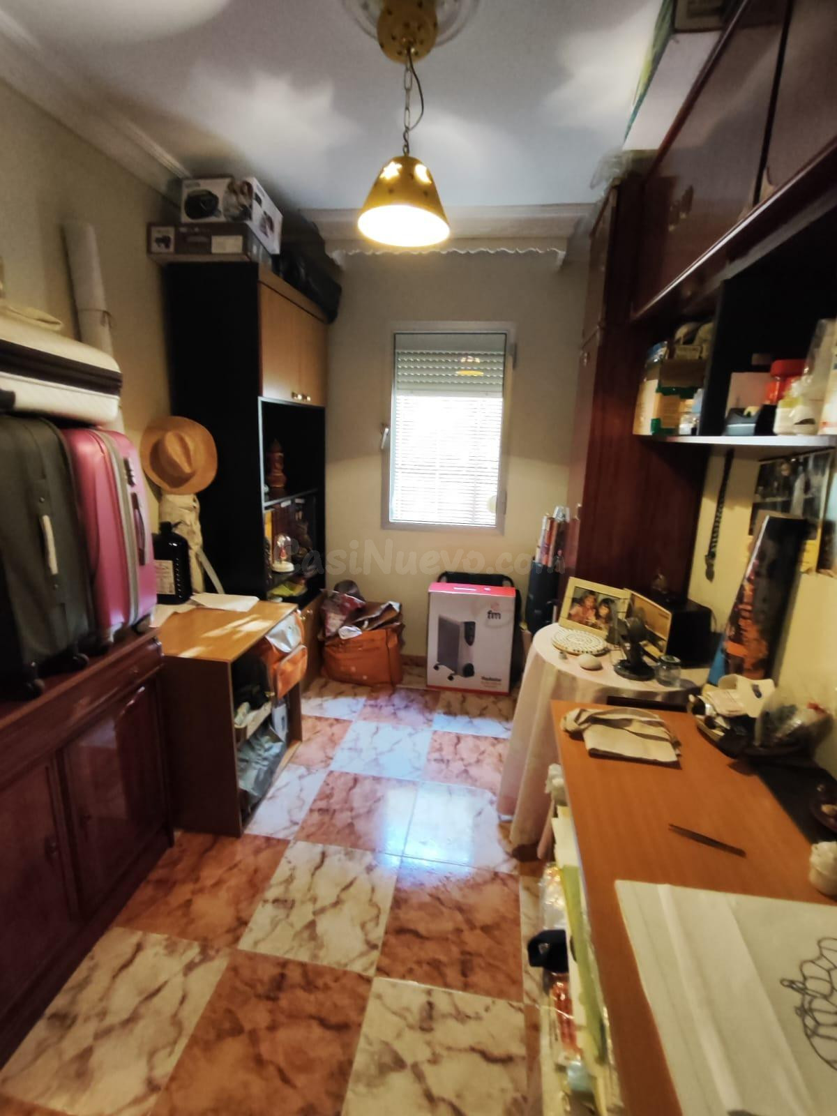 Amplio piso de 4 dormitorios con parking - foto 4