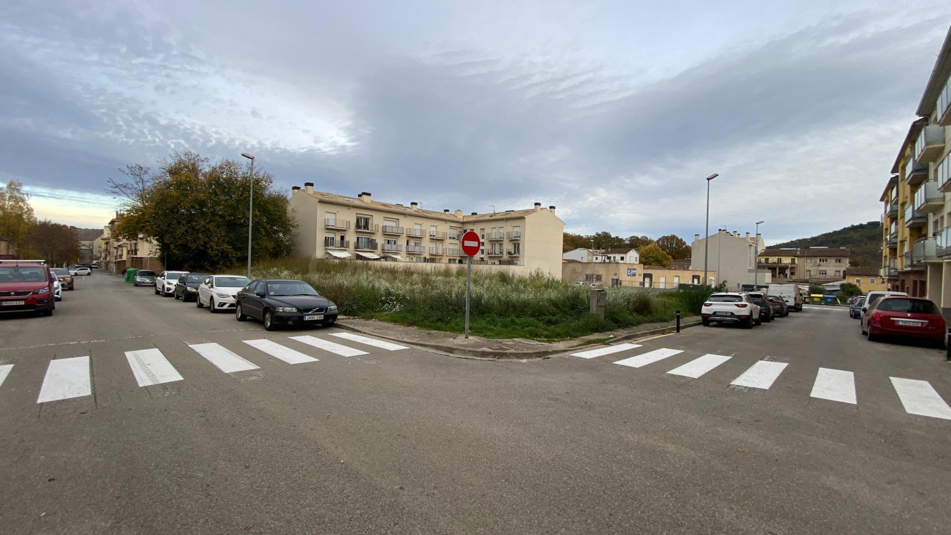 Gran oportunidad de inversión en el centro de Olot - foto 5