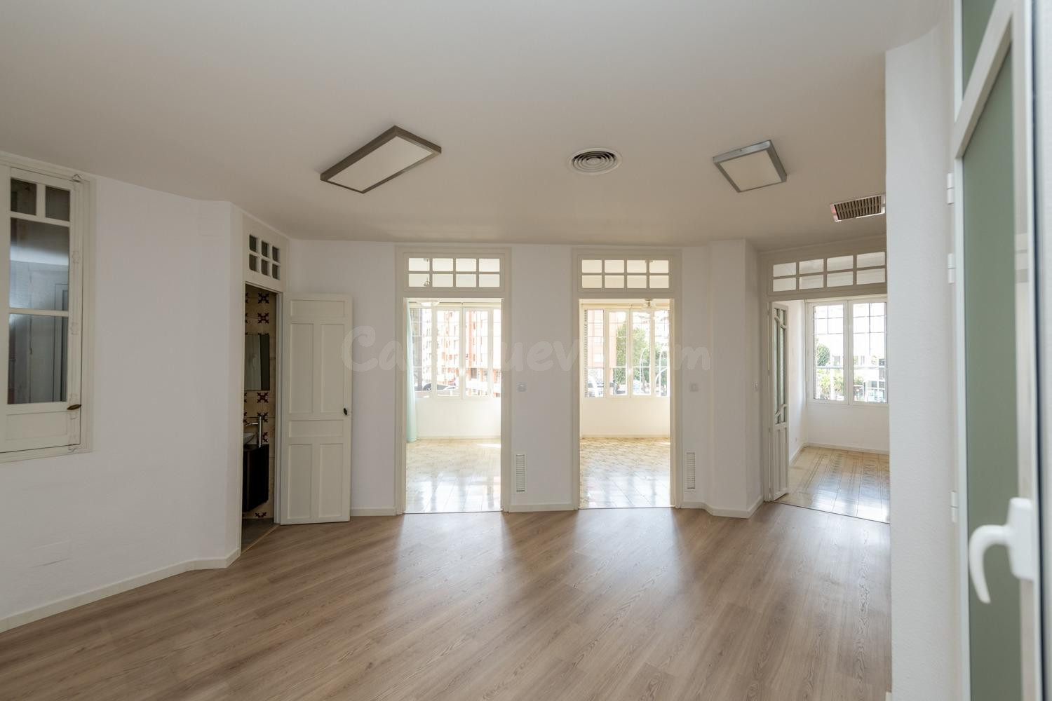Vivienda de alquiler en edificio Historico en Maisonave.