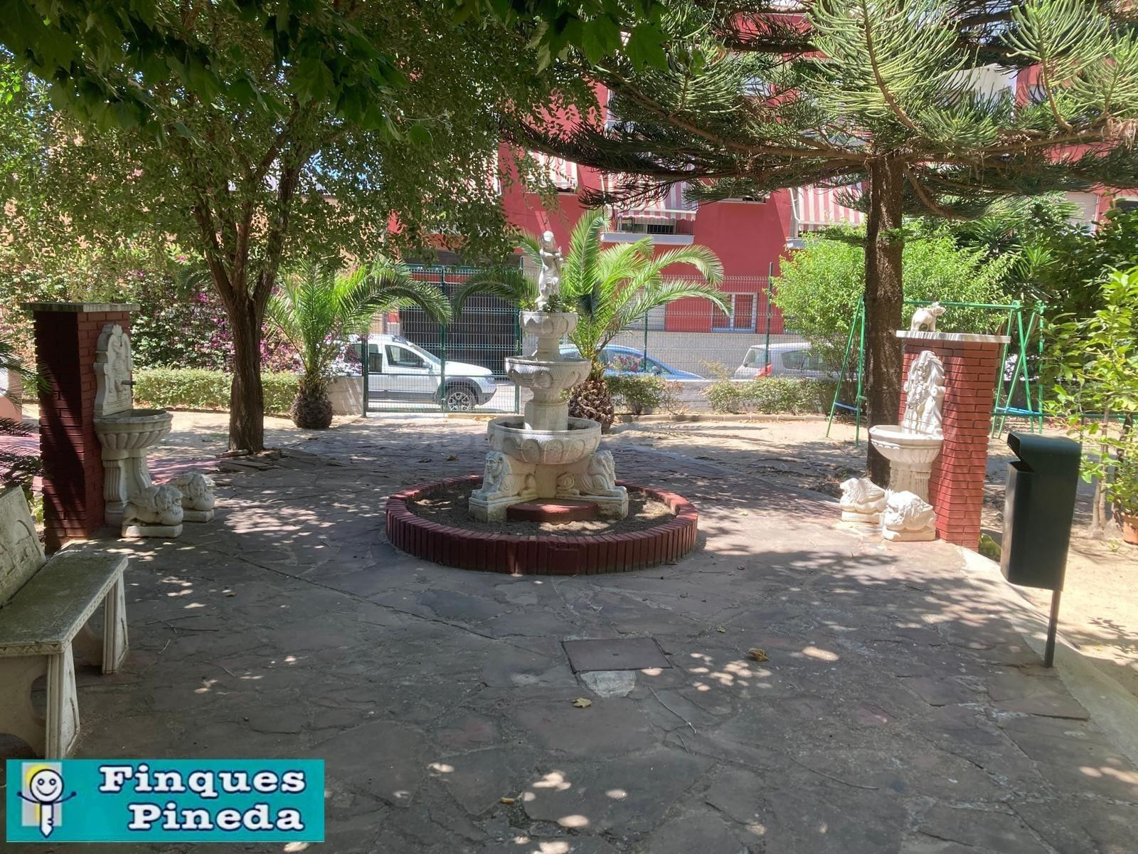 PISO SOLEADO EN VENTA EN PINEDA DE MAR