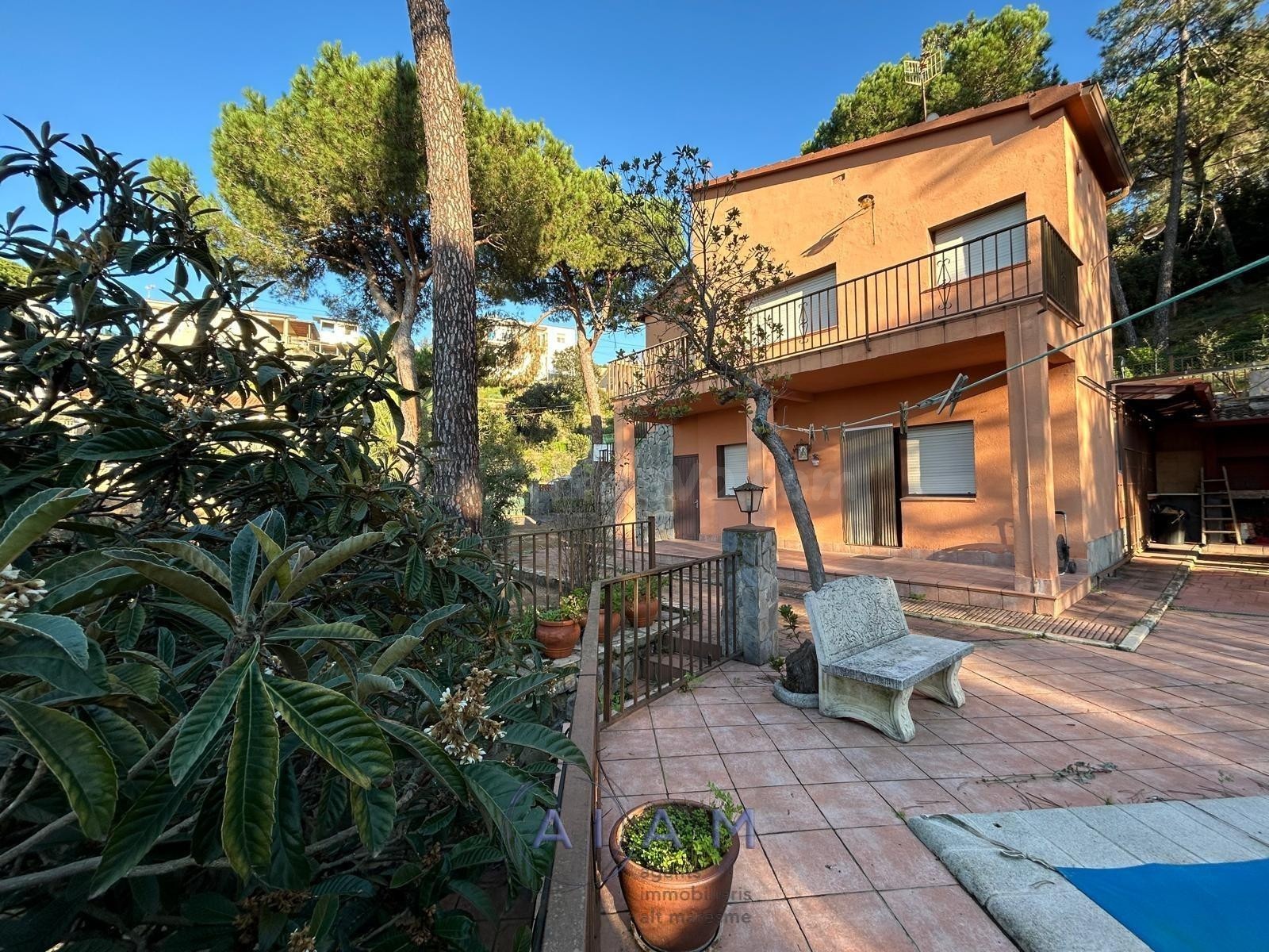 CHALET  MAS TERRENO INDEPENDIENTE EN TORDERA  PARK