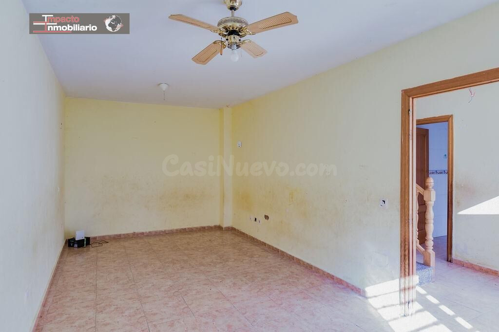 Casa Adosada en Venta en El Viso- San Isidro por €120,000 - foto 2