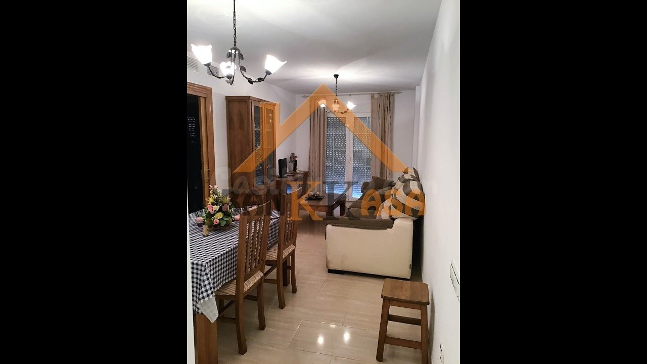 SE VENDE PISO EN BALERMA ZONA CENTRO