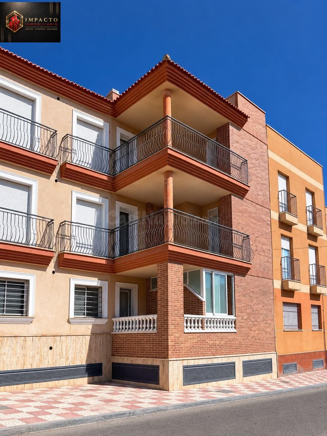Acogedor piso reformado en Las Marinas, Roquetas de Mar por solo €119.900