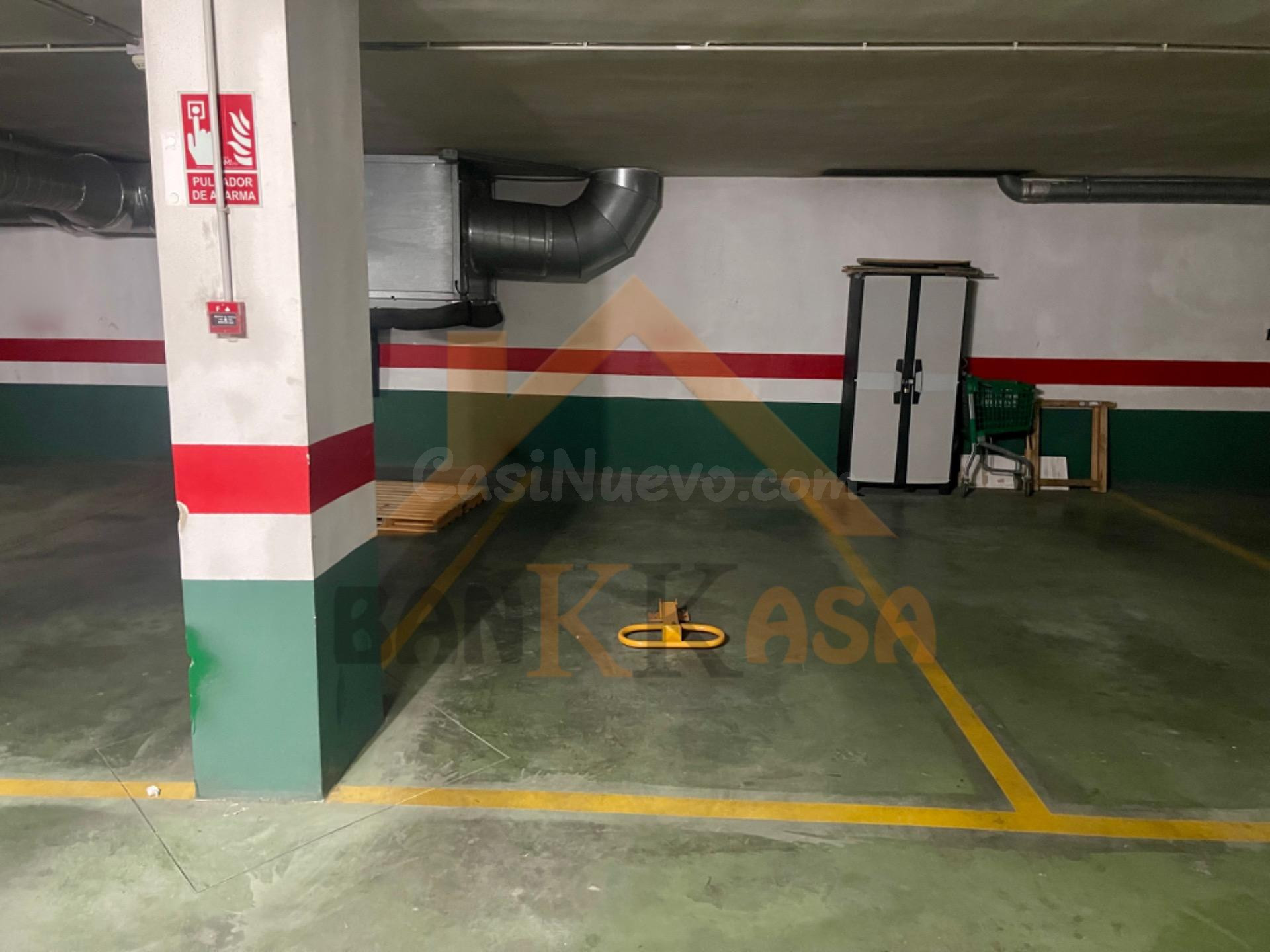 ¡Olvídate de buscar aparcamiento! Plaza de garaje de 14m2 útiles en pleno centro de El Ejido.