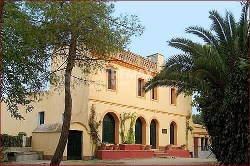 Masía en venta en torrelavit
