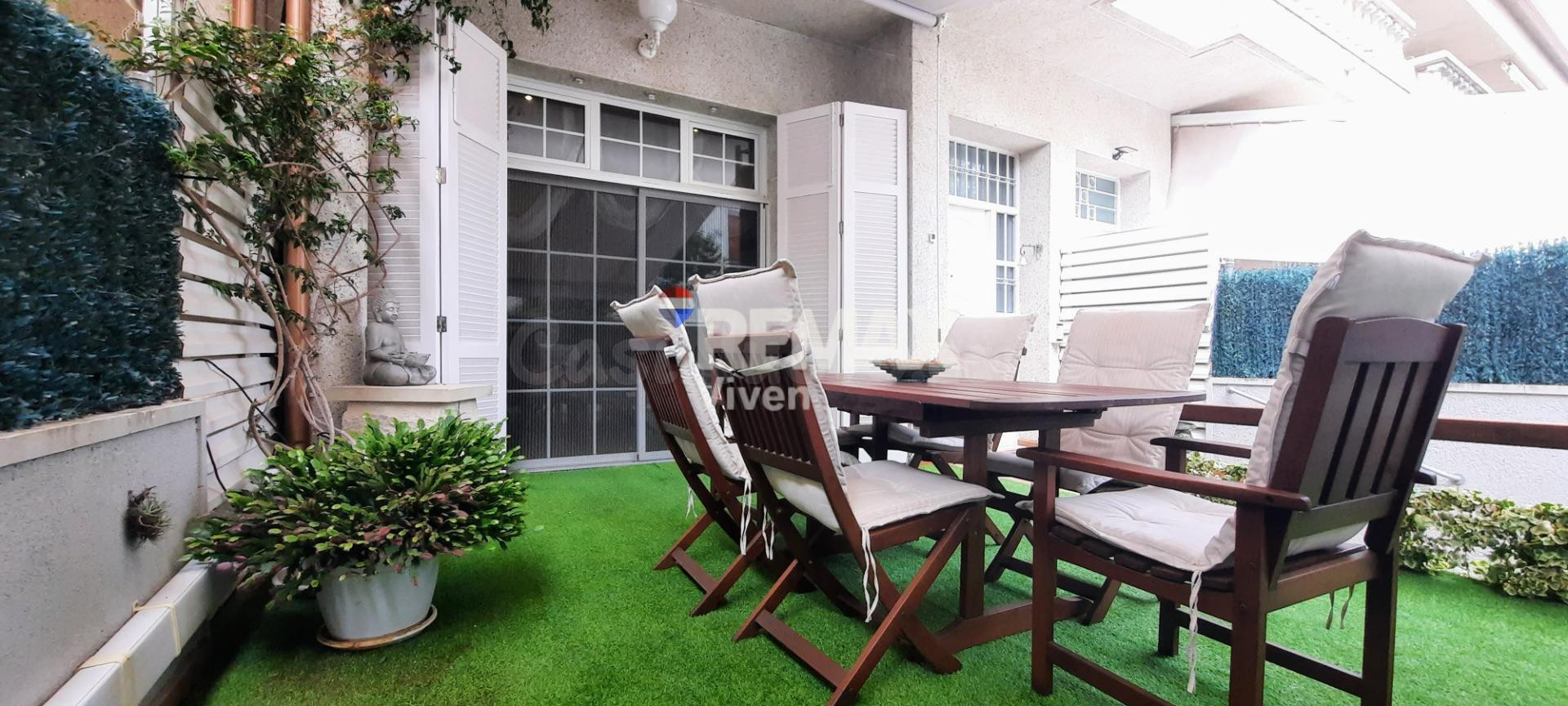 Elegante casa, zona juzgados