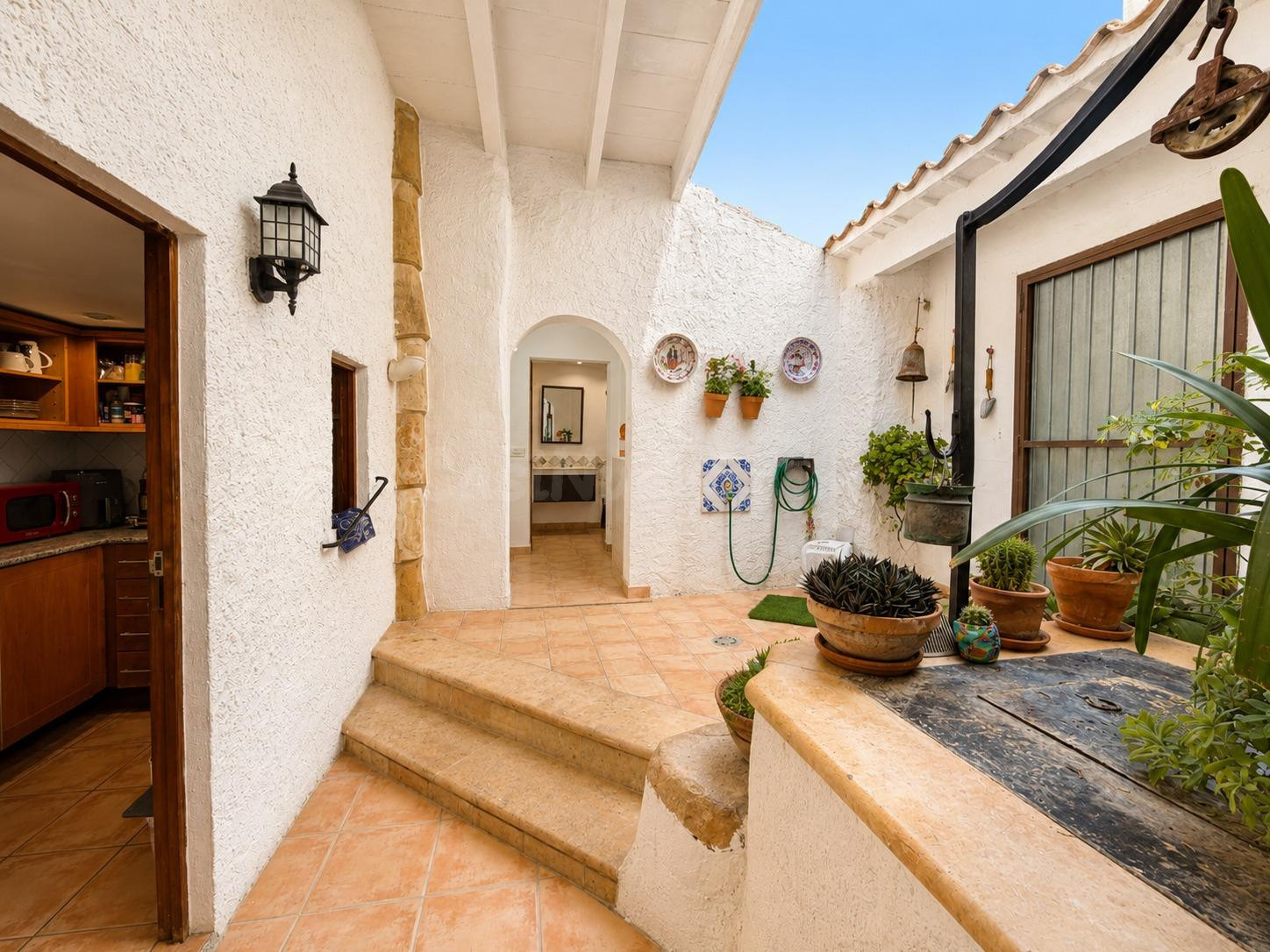 AUTÉNTICA CASA MALLORQUINA CON PATIO EN EL CORAZÓN DE COSTITX