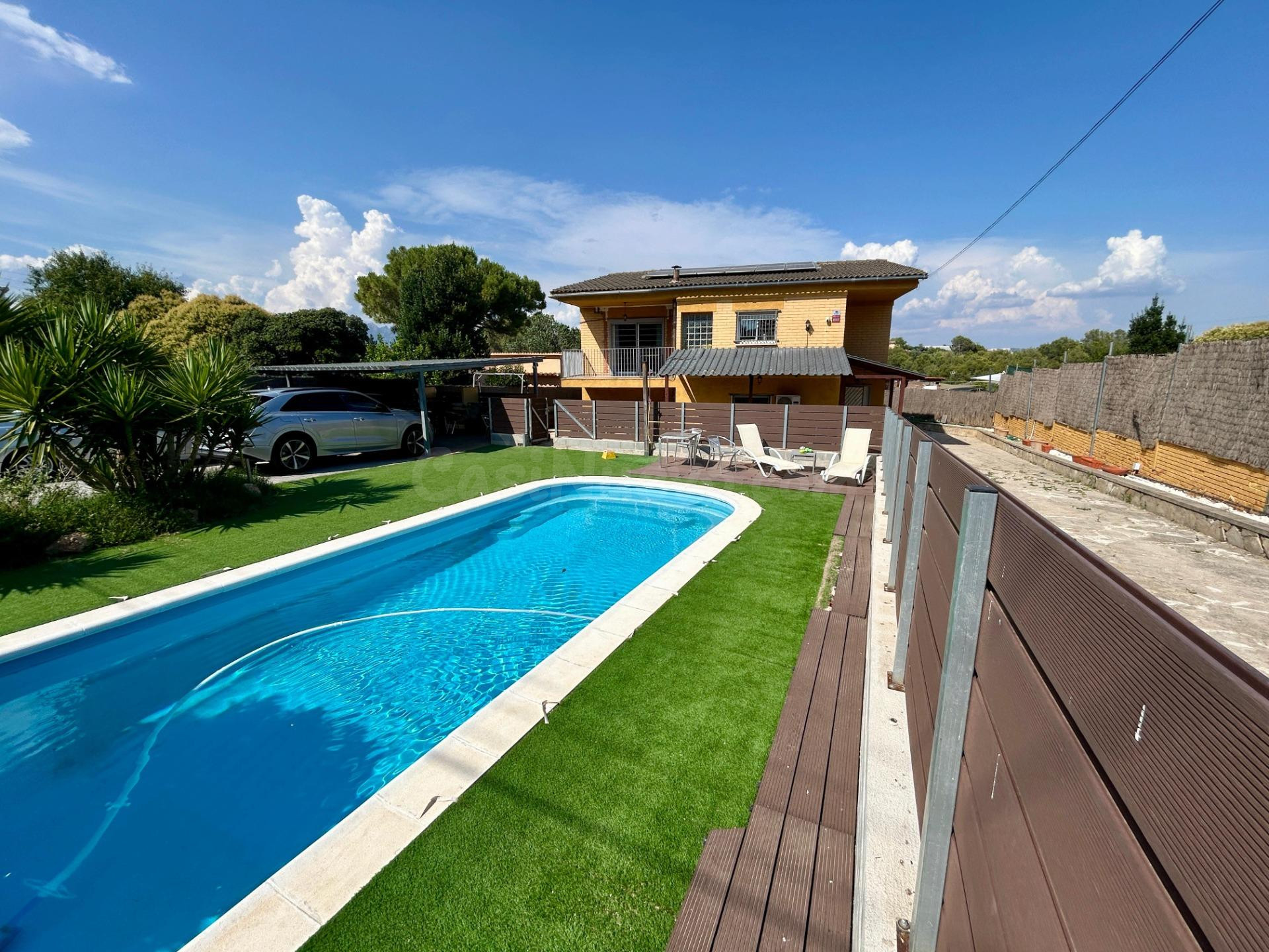 Estupenda casa en el Maset