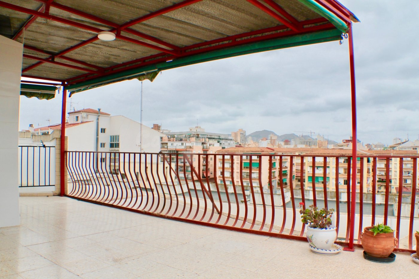 ESPECTACULAR ATICO EN JAIME I DE 4 habitación GRAN TERRAZA Y GARAJE OPCIONAL