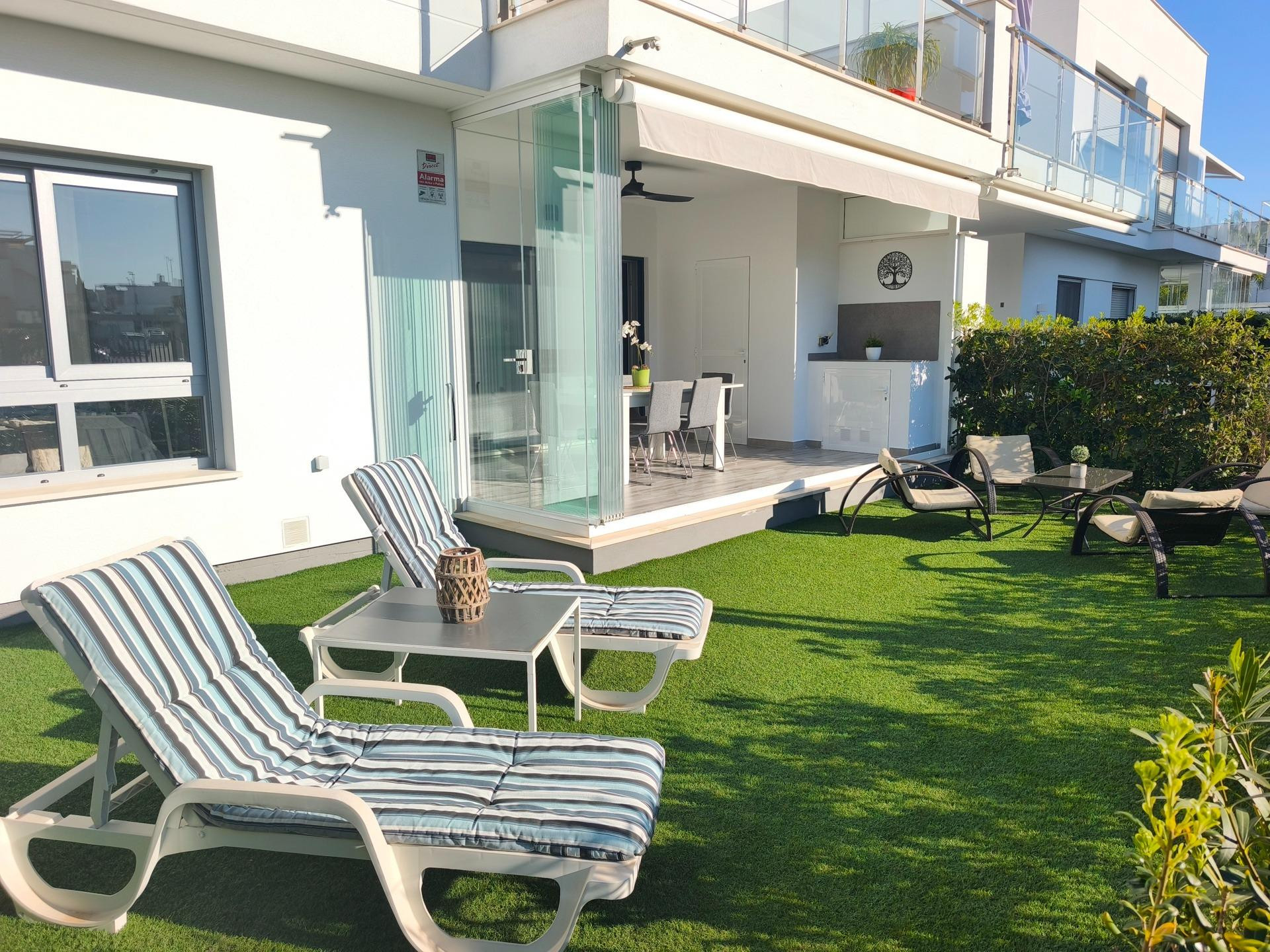 Planta baja 2 habitaciones 80m² en venta - Vistabella Golf
