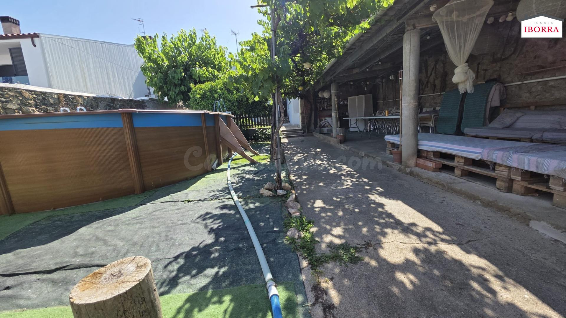 CASA CON DOS VIVIENDAS INDEPENDIENTES EN PLENO CENTRO DE TORDERA