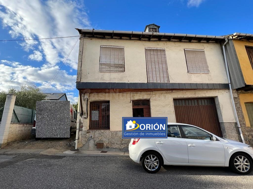 SE VENDE CASA CON TERRENO EN ALMAZCARA