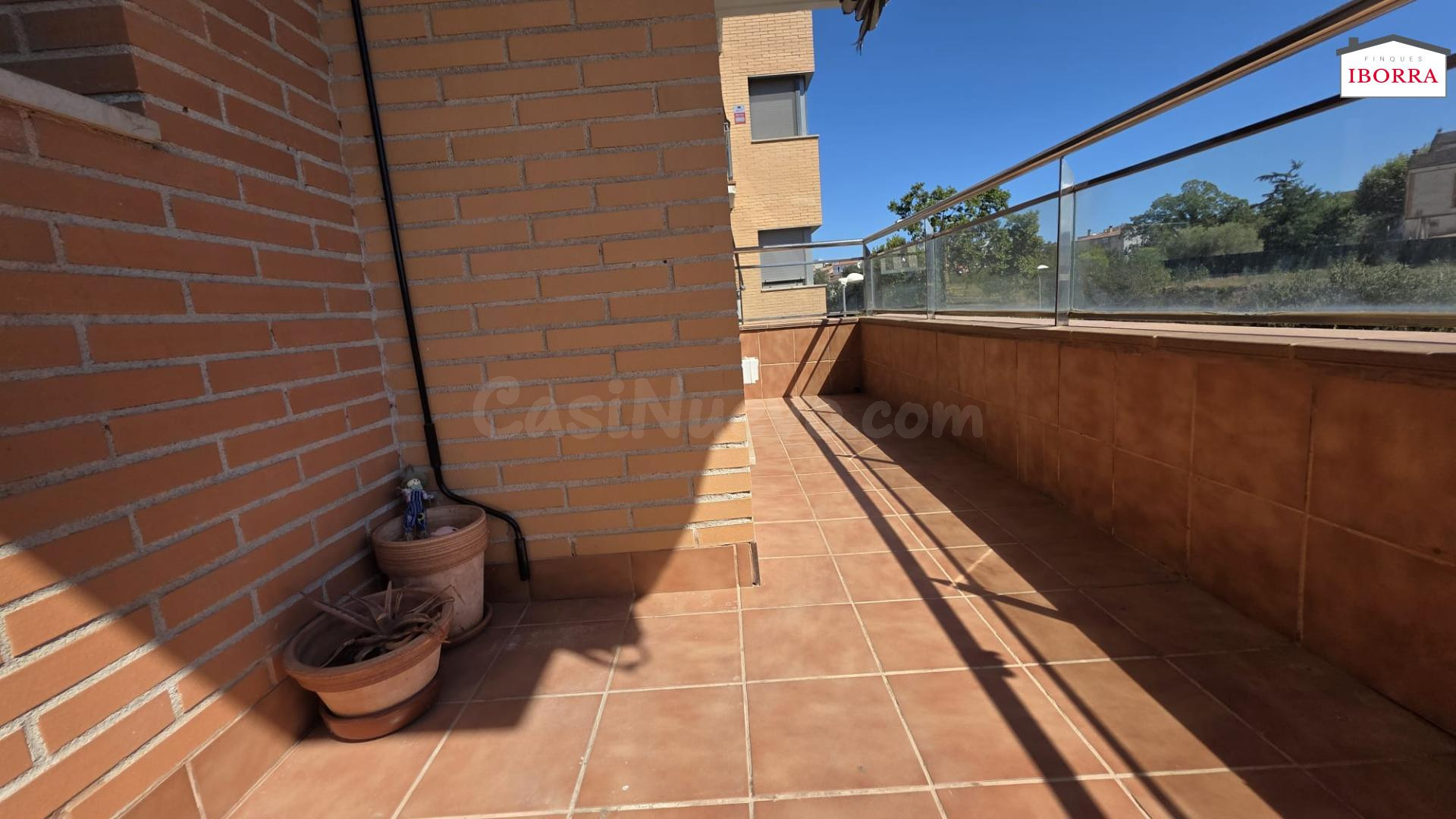 PISO CON PISCINA Y PARKING EN EL CENTRO DE TORDERA