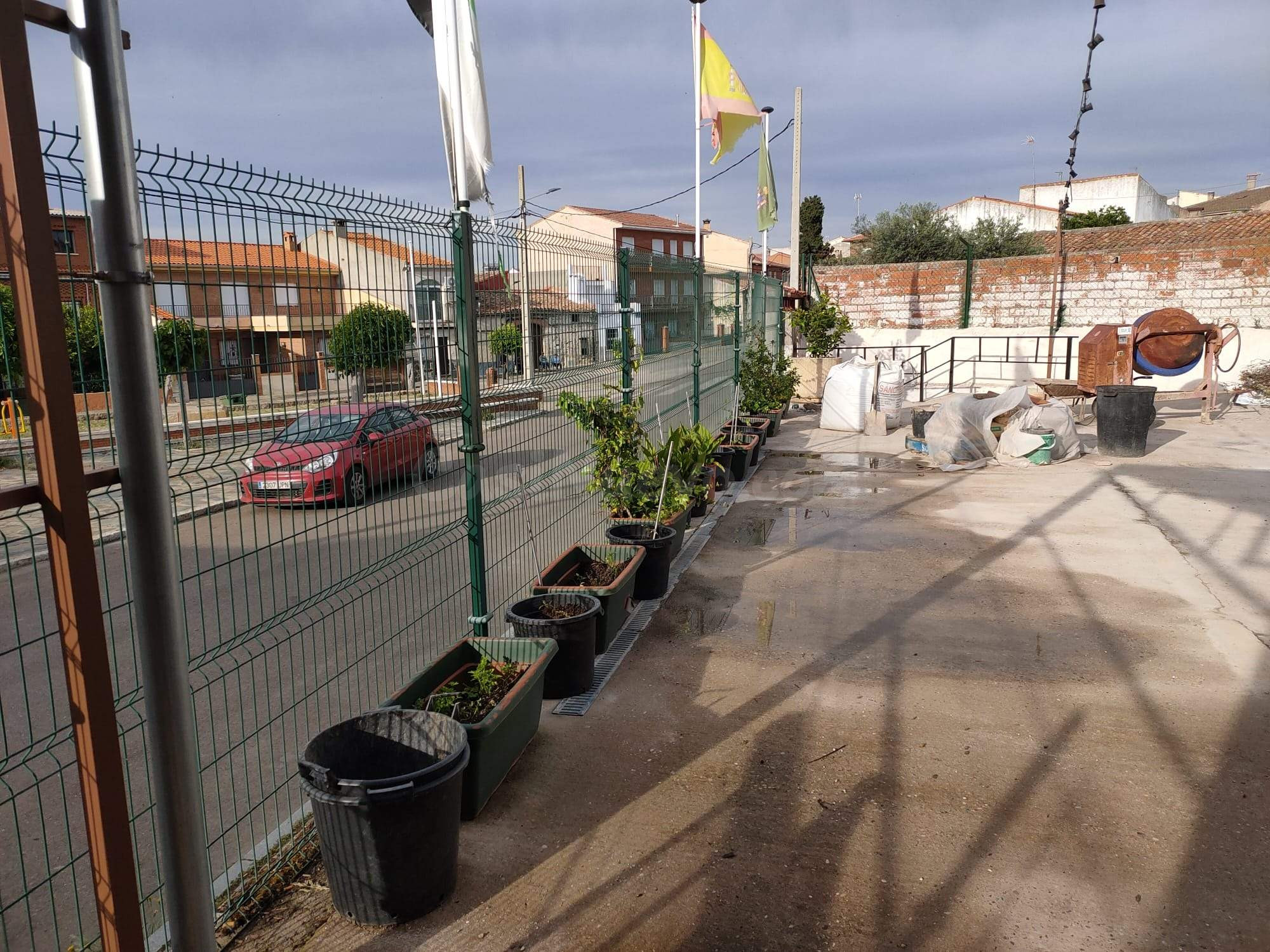 LOCAL EN VALDELACASA DEL TAJO