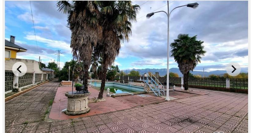 SE VENDE CHALET MUY AMPLIO EN PLENO CARRACEDELO - foto 4
