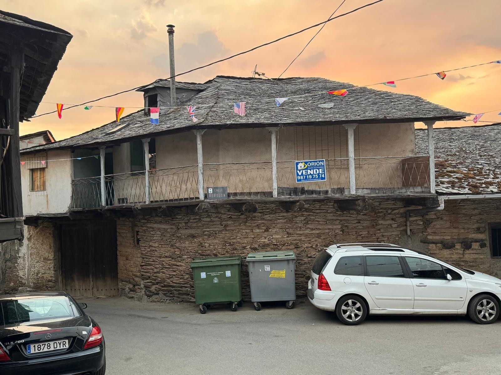 SE VENDE CASA DE PIEDRA PARA REFORMAR EN SAN PEDRO DE OLLEROS