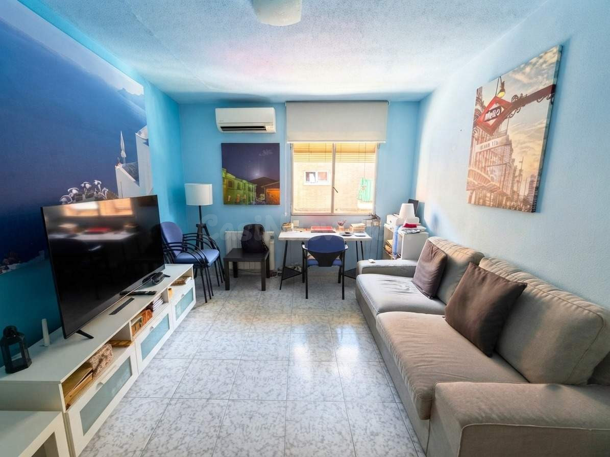 PISO DE DOS habitaciones CON PATIO EN VISTA ALEGRE