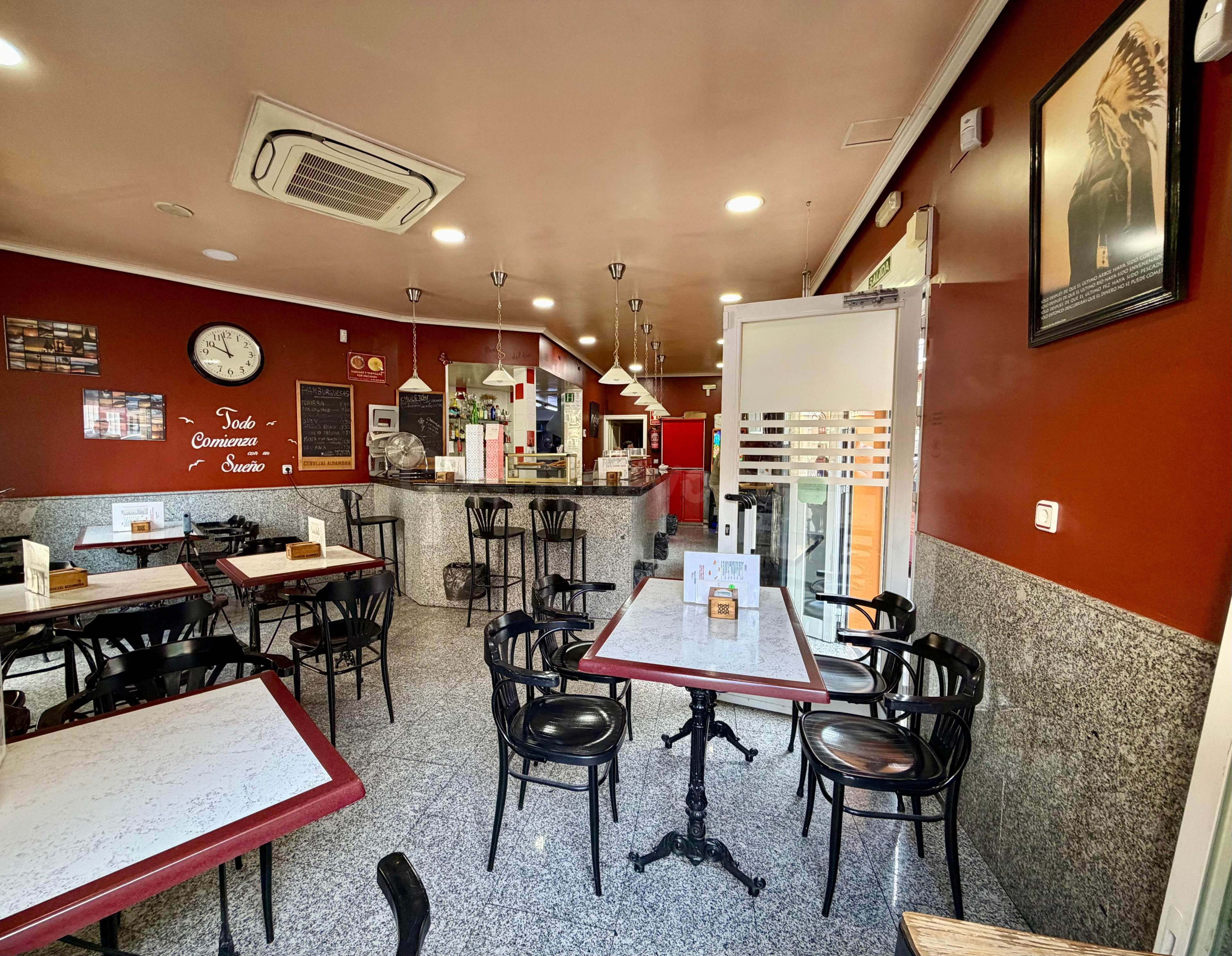 LOCAL DE RESTAURACIÓN, EN VISTA ALEGRE