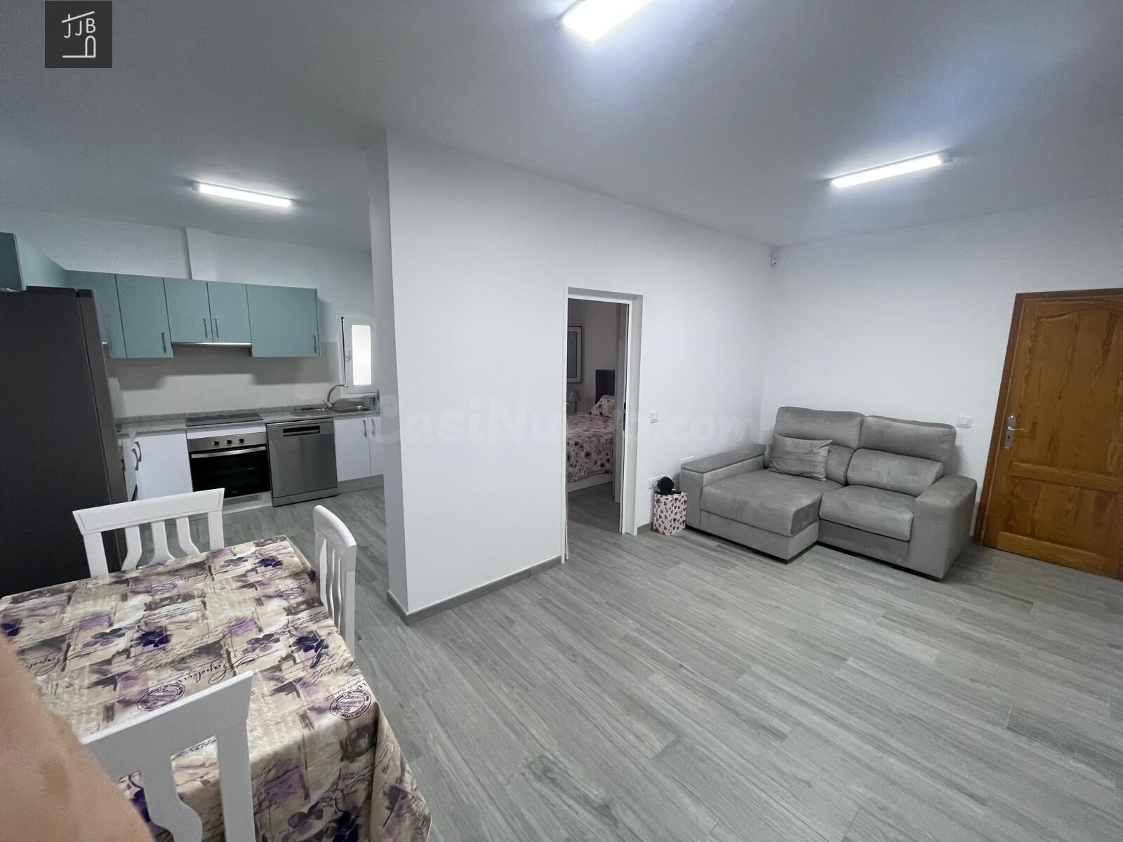 ¡A ESTRENAR! Moderno piso con terraza en Geneto – Todo incluido (Ideal Docentes y Traslados Temporales)