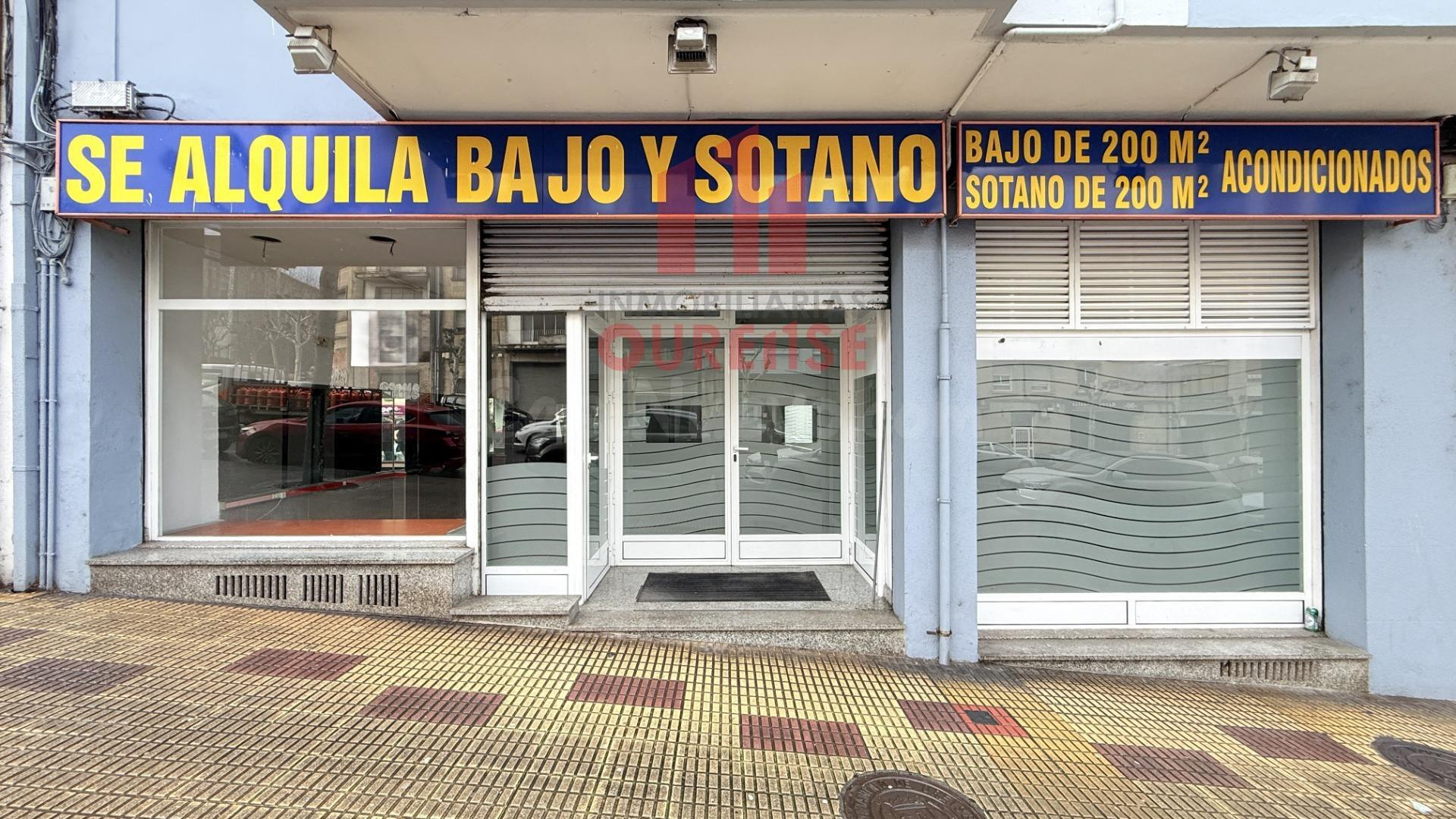 AMPLIO LOCAL COMERCIAL EN EL JARDÍN DEL POSIO