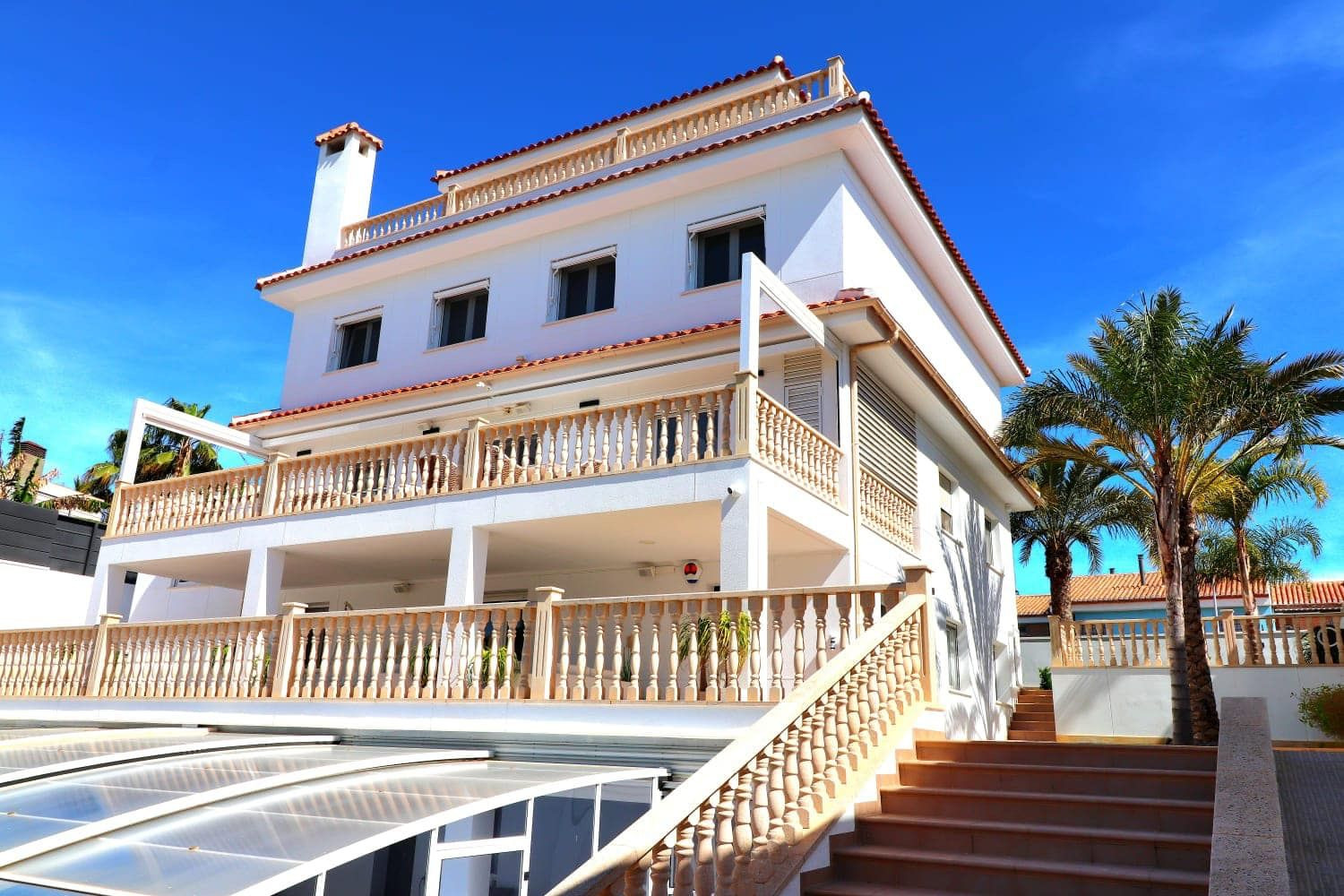 Villa 5 habitaciones 250m² en venta - Campoamor