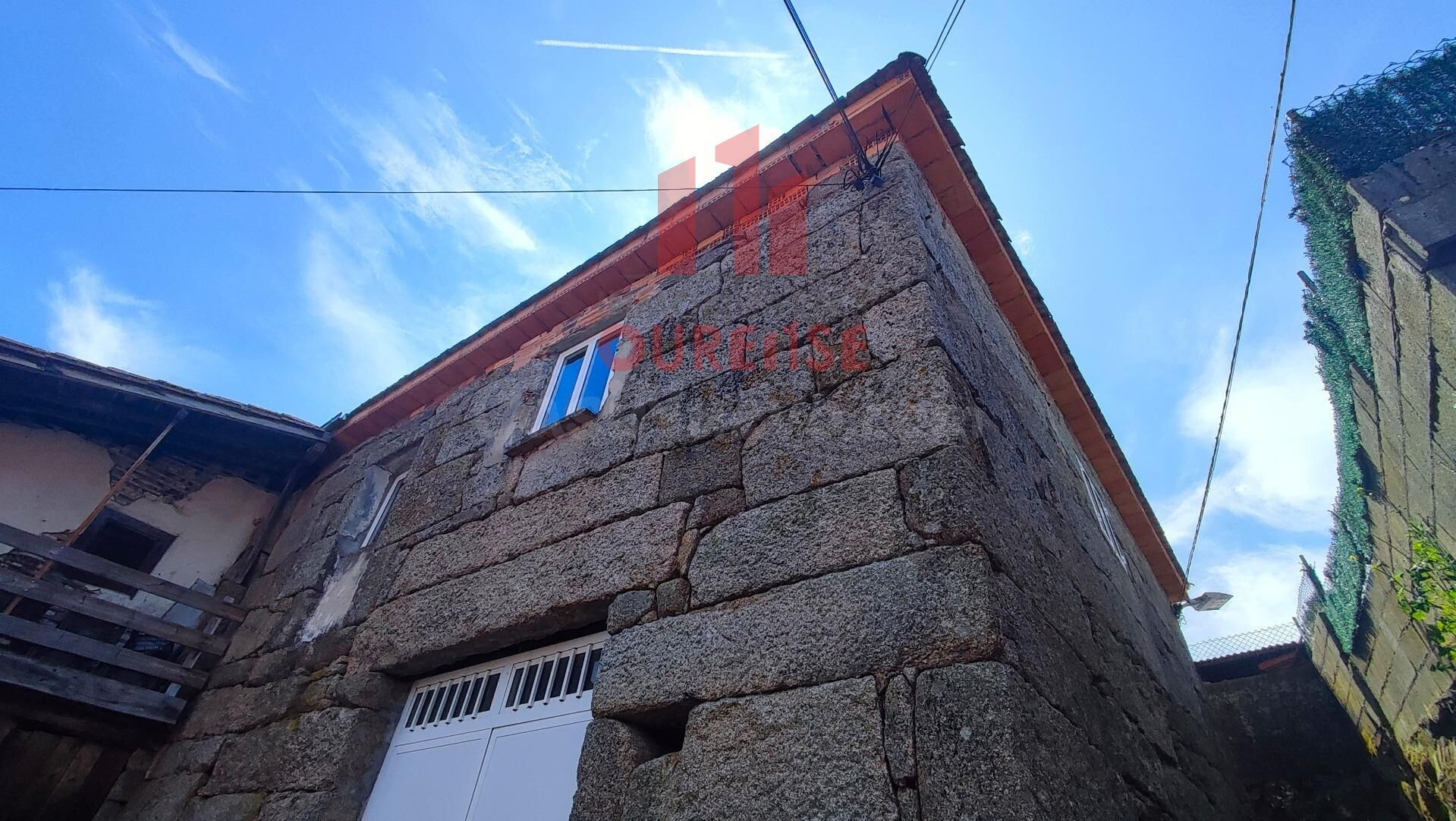 CASA DE PIEDRA PARA REFORMAR CON PARCELA CERCANA DE UNOS 800M2 EN CEBREIROS