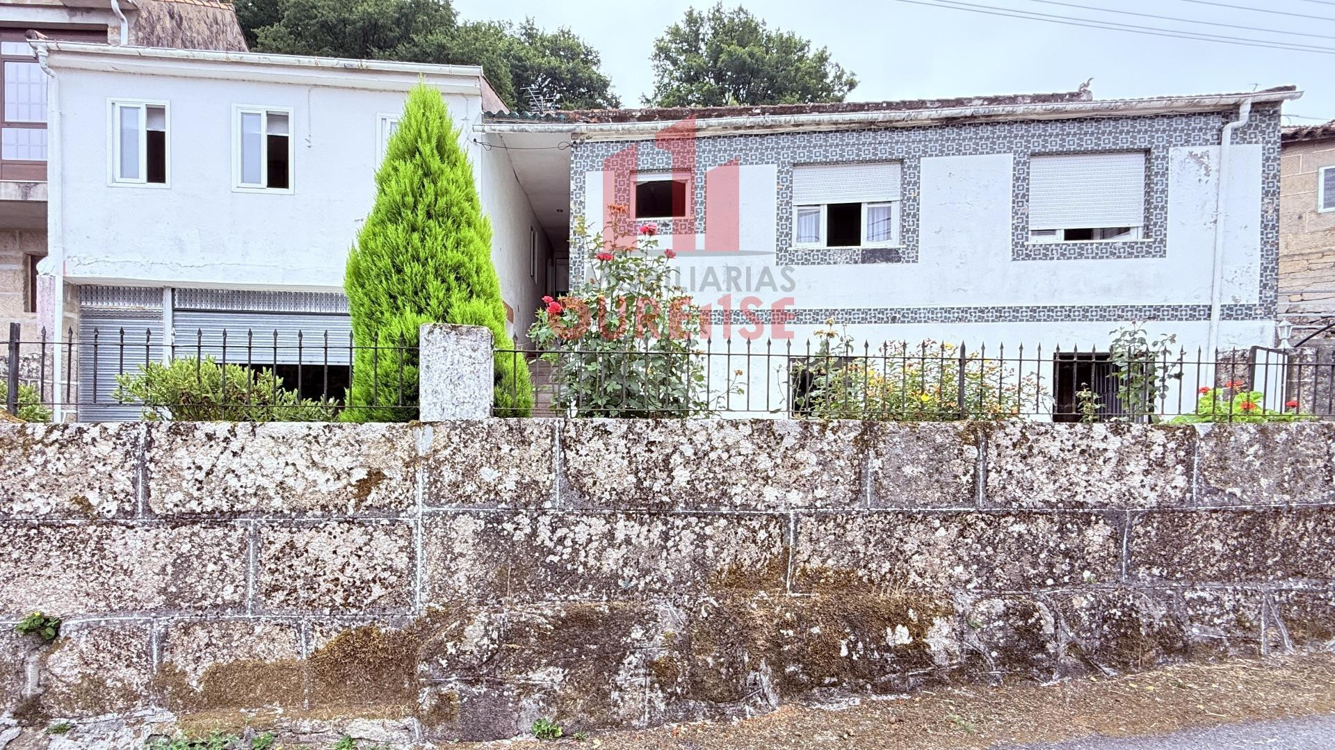 VENTA CONJUNTA DE DOS CASAS EN NOGUEIRA DE RAMUÍN