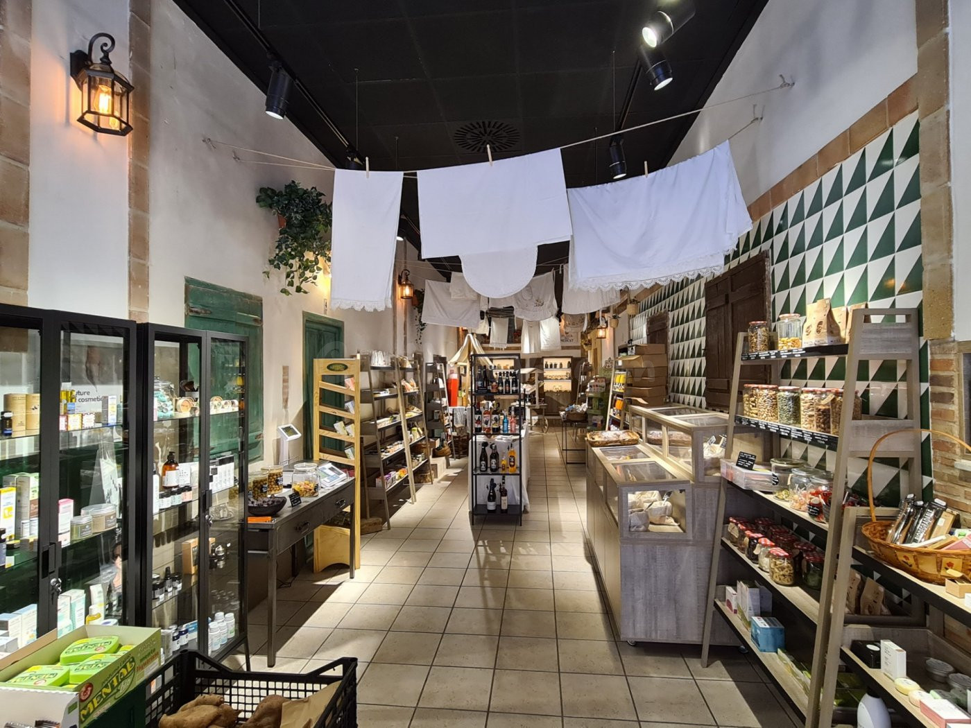 ALG065 - LOCAL COMERCIAL DE 120M2 EN LA CALLE FRANCESC RIBALTA DE ALGEMESÍ