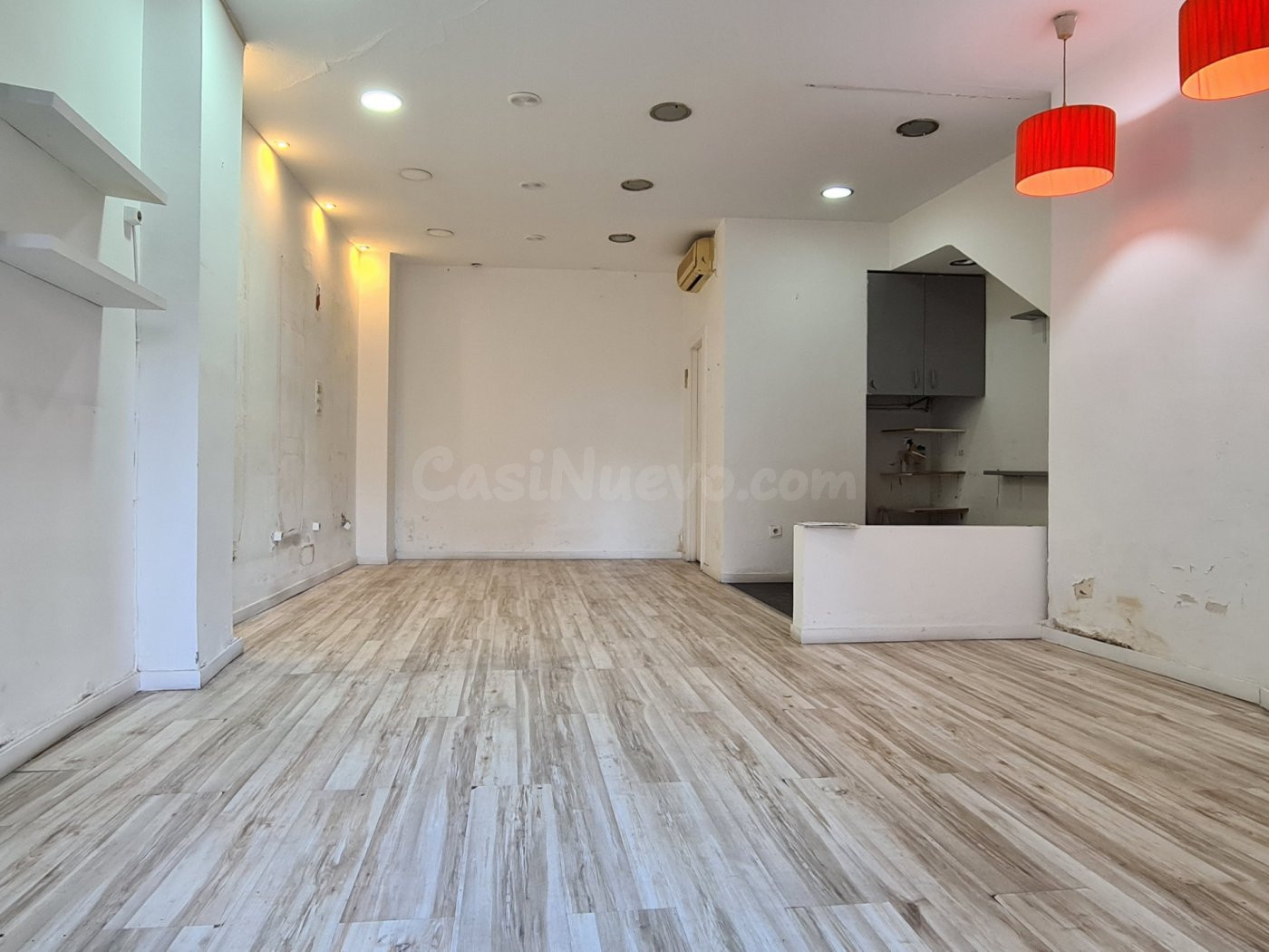 ALG284 - LOCAL COMERCIAL DE 41M2 EN LA PLAZA TRES MORERES DE ALGEMESÍ - EN BUEN ESTADO