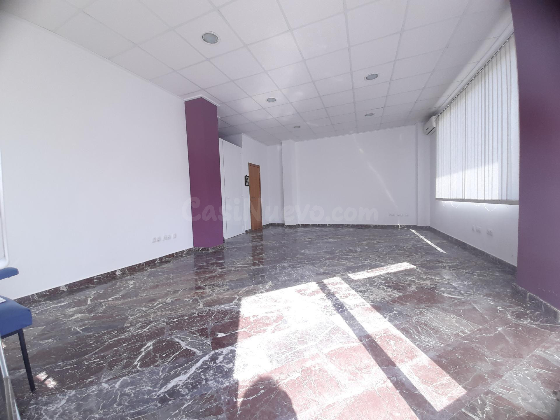 CUL863 - LOCAL COMERCIAL DE 50M2 EN LA CALLE POETA LLORENTE DE ALZIRA