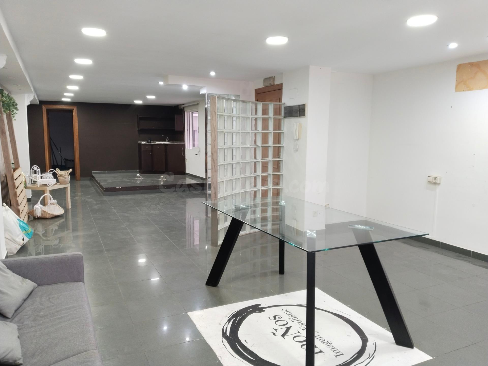 ALG667 - LOCAL COMERCIAL DE 80M2 EN LA CALLE MOSSEN BLANCH DE ALGEMESÍ - ENTRESUELO