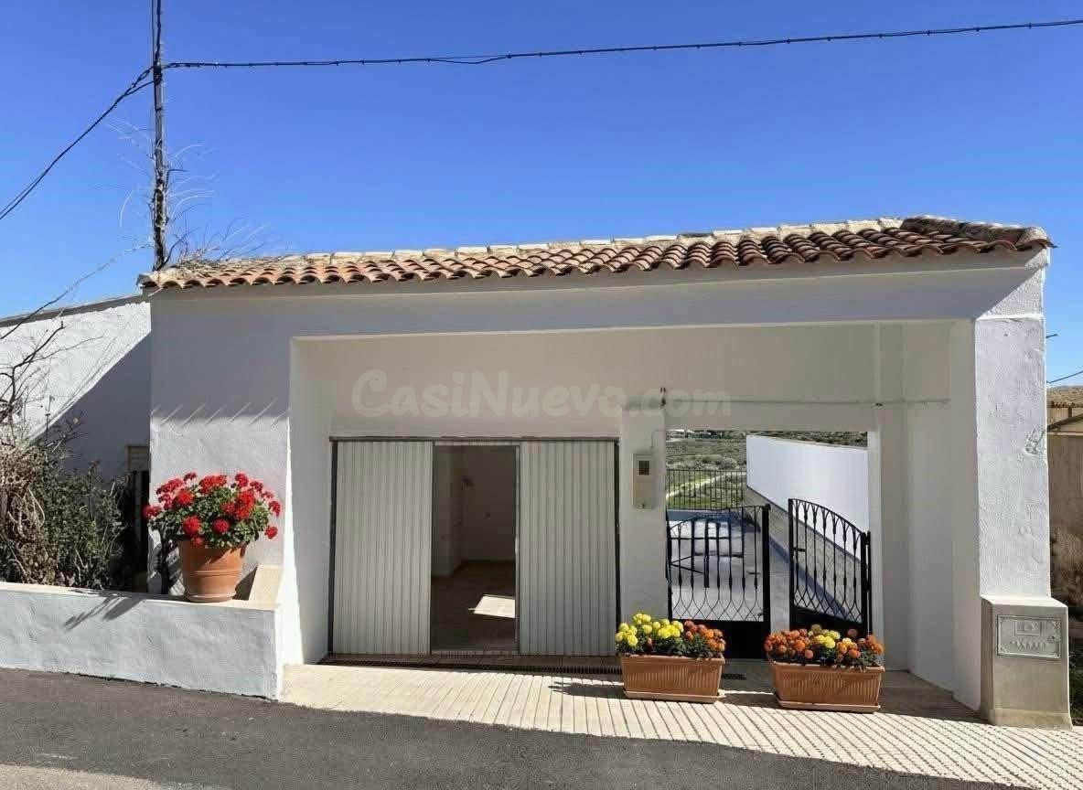 Casa con terreno en Albox -Almería