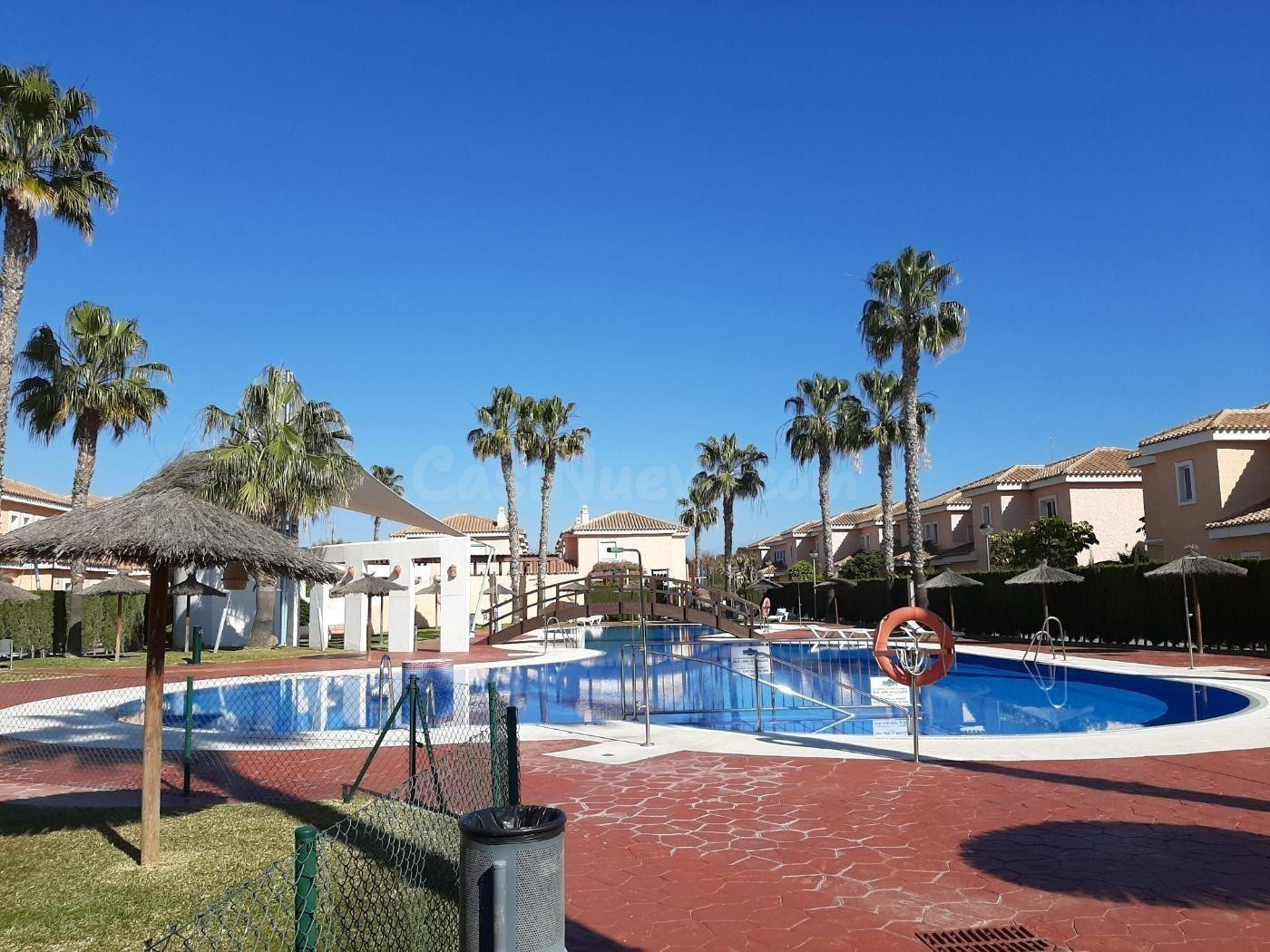 Ático con espectacular terraza de 50 m2 en Las Buganvillas