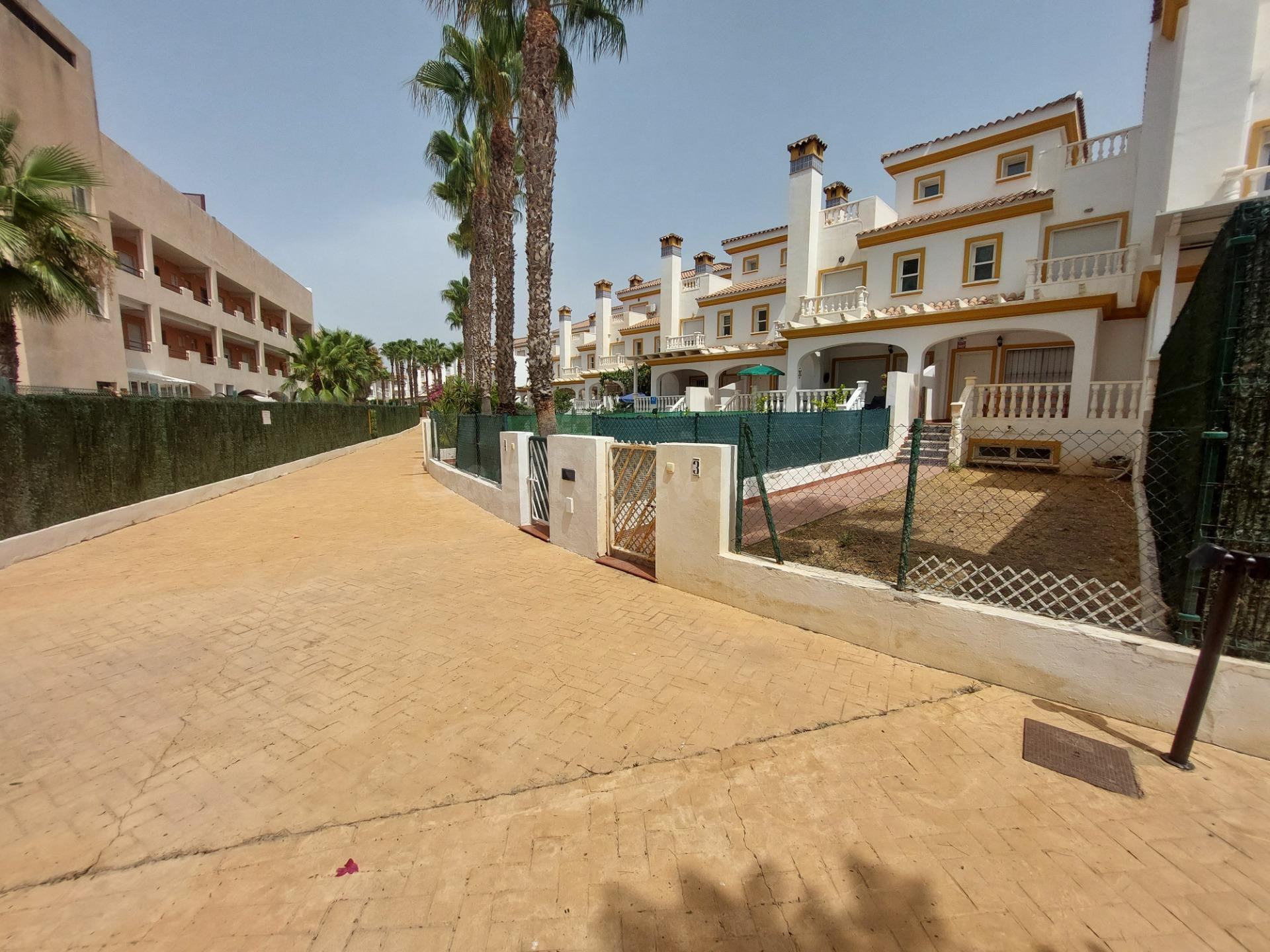 Exclusivo dúplex a solo 200 metros del mar en Cala Marqués, Vera Playa
