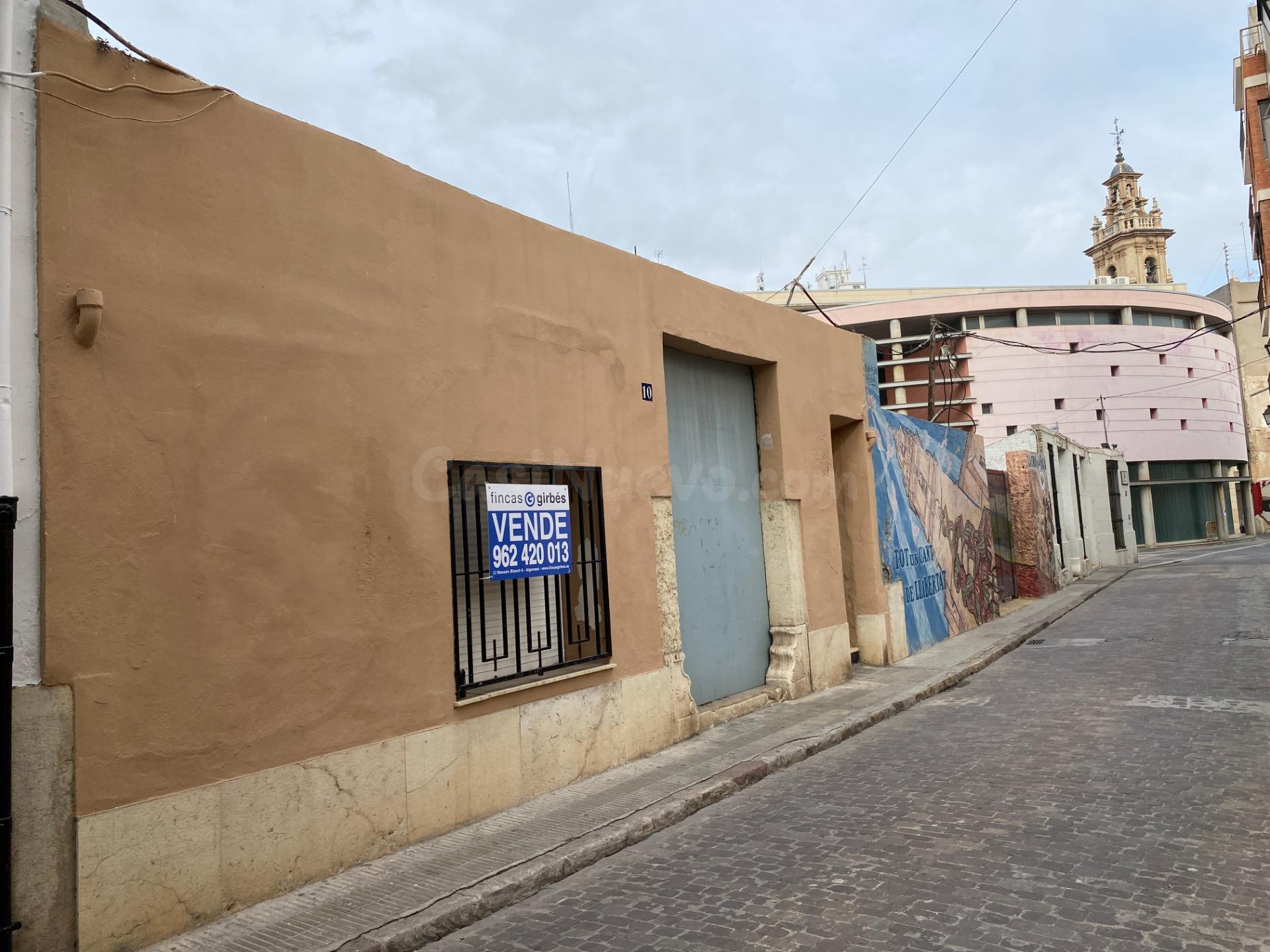ALG022 - SOLAR DE 205M2 EN LA CALLE BERCA DE ALGEMESÍ