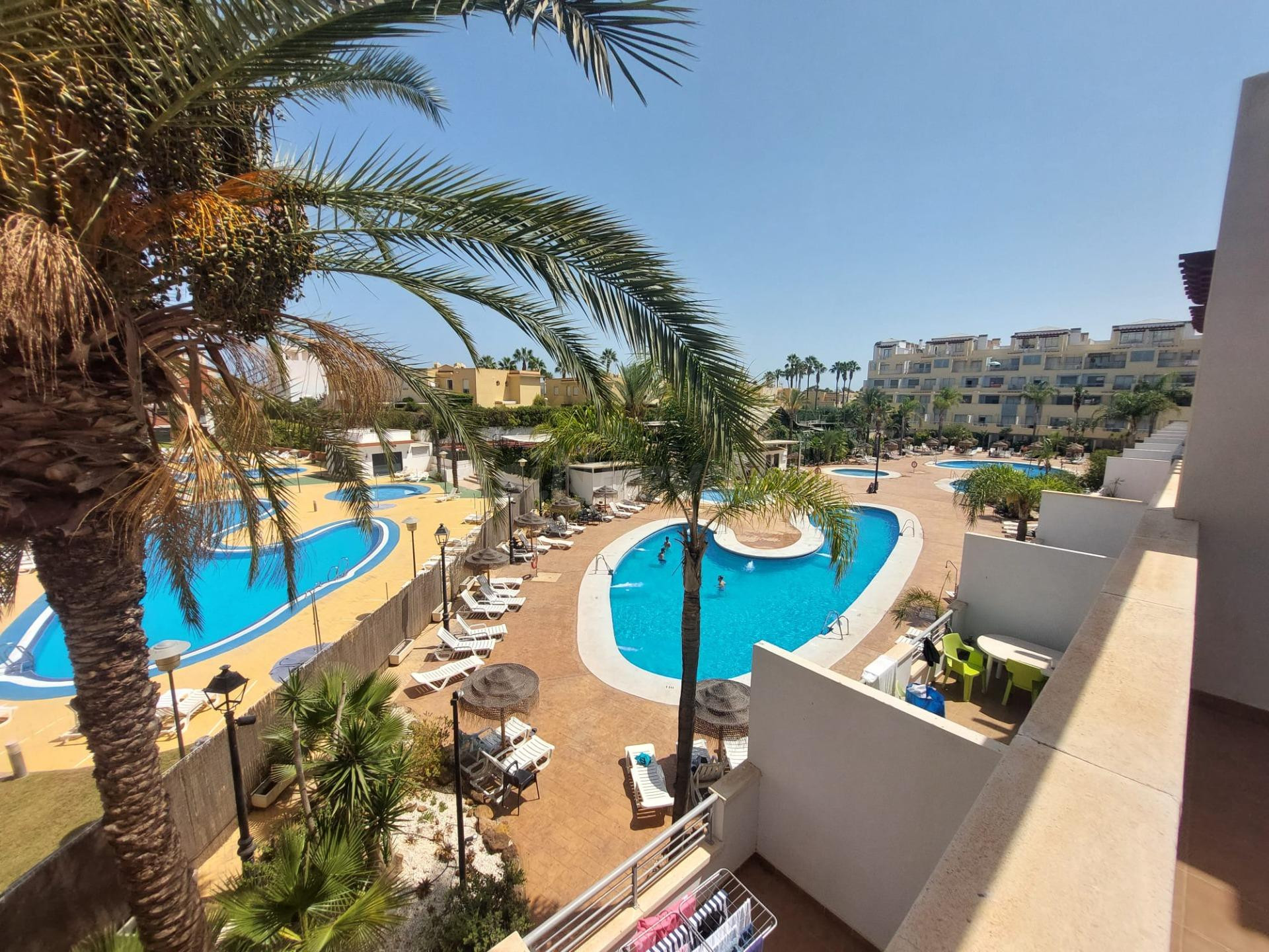 Piso de 2 dormitorios y amplia terraza en Puerto Rey
