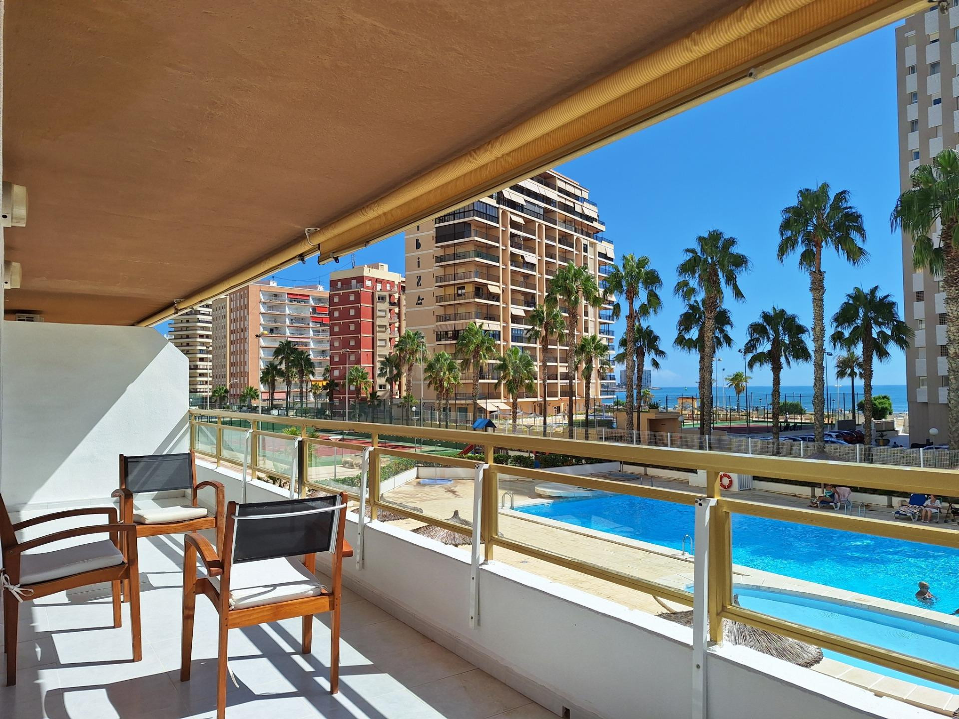 CUL074 - APARTAMENTO DE 139 + 250 M2 TERRAZA EN EL EDIFICIO EUROMAR II DE CULLERA - CON GRAN TERRAZA - CON CABINA DE GARAJE